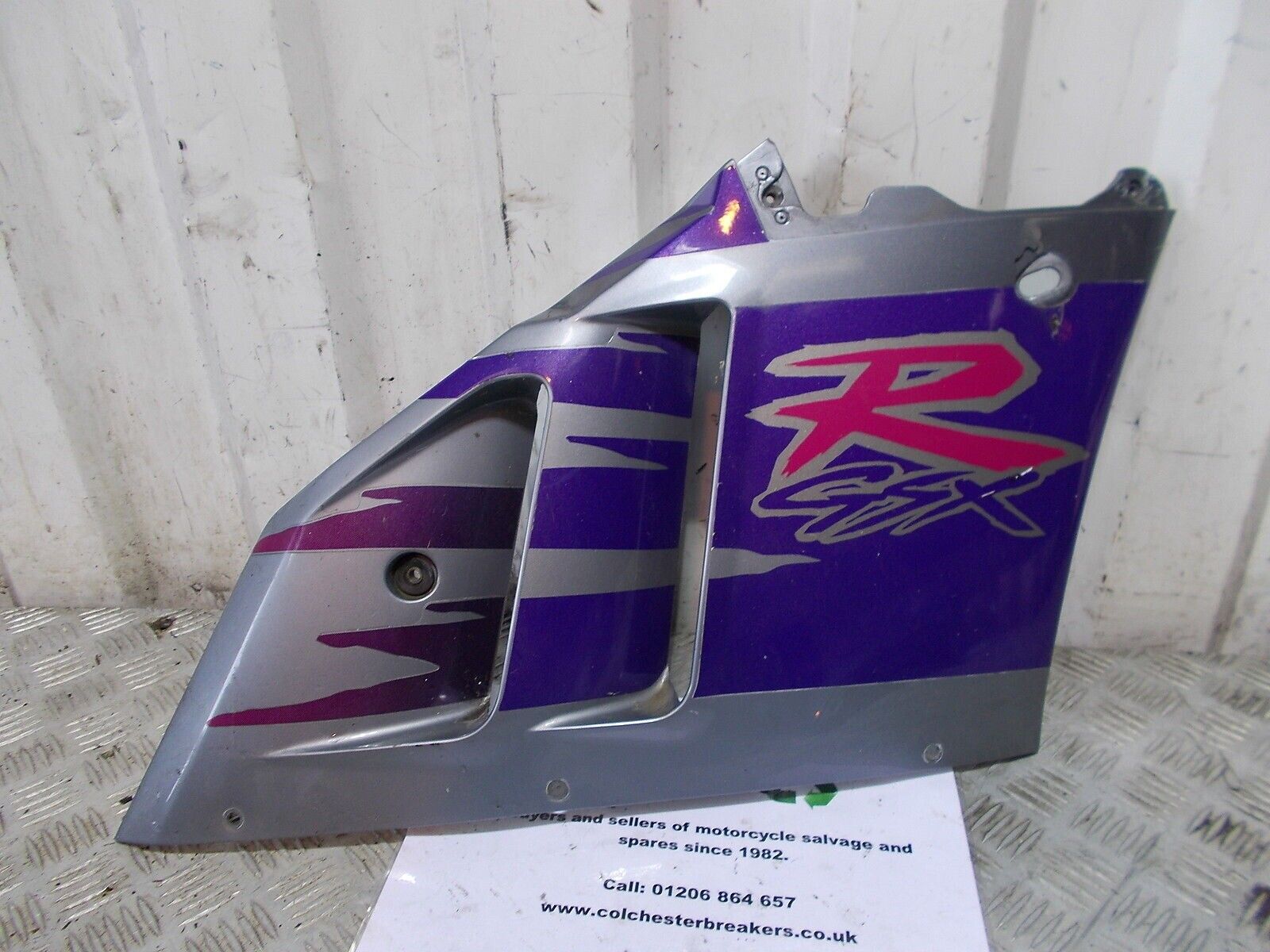 SUZUKI GSXR400 GSXR 400 GK76 RIGHT MIDDLE FAIRING PANEL  YEAR 1992