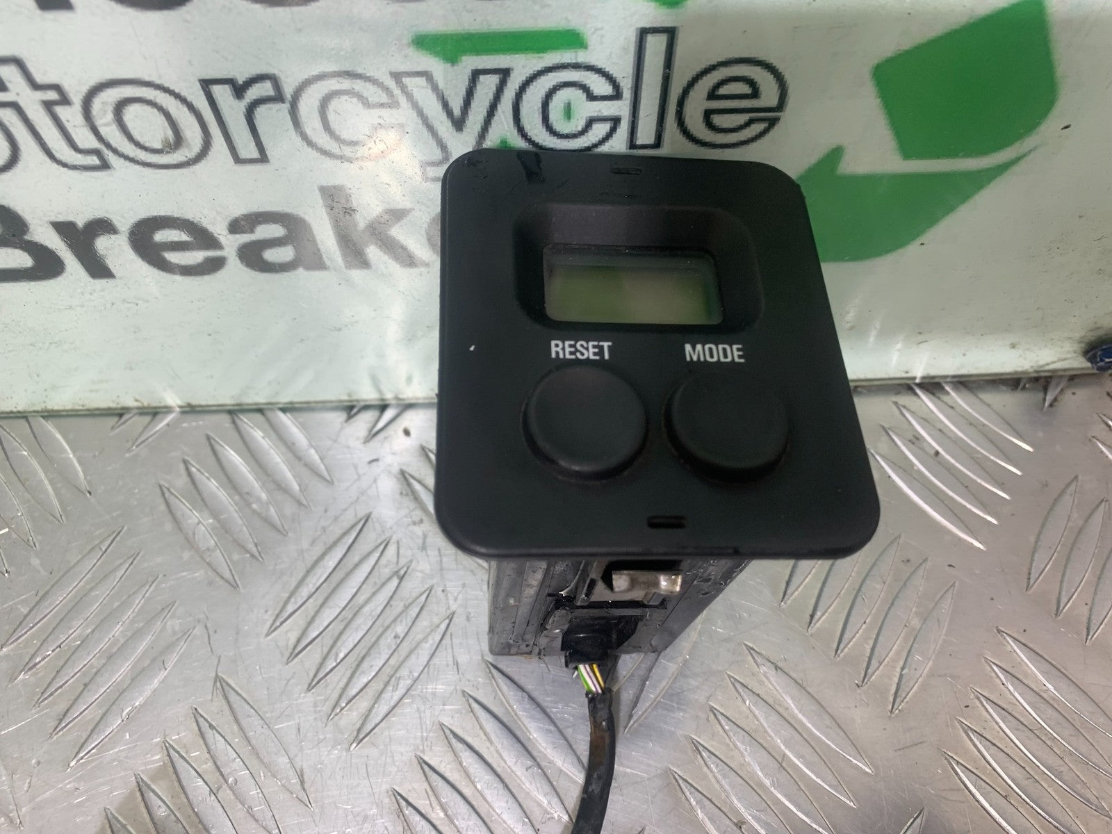 BMW K1200 K 1200 LT CLOCK YEAR 1999-07 (CMB1271)