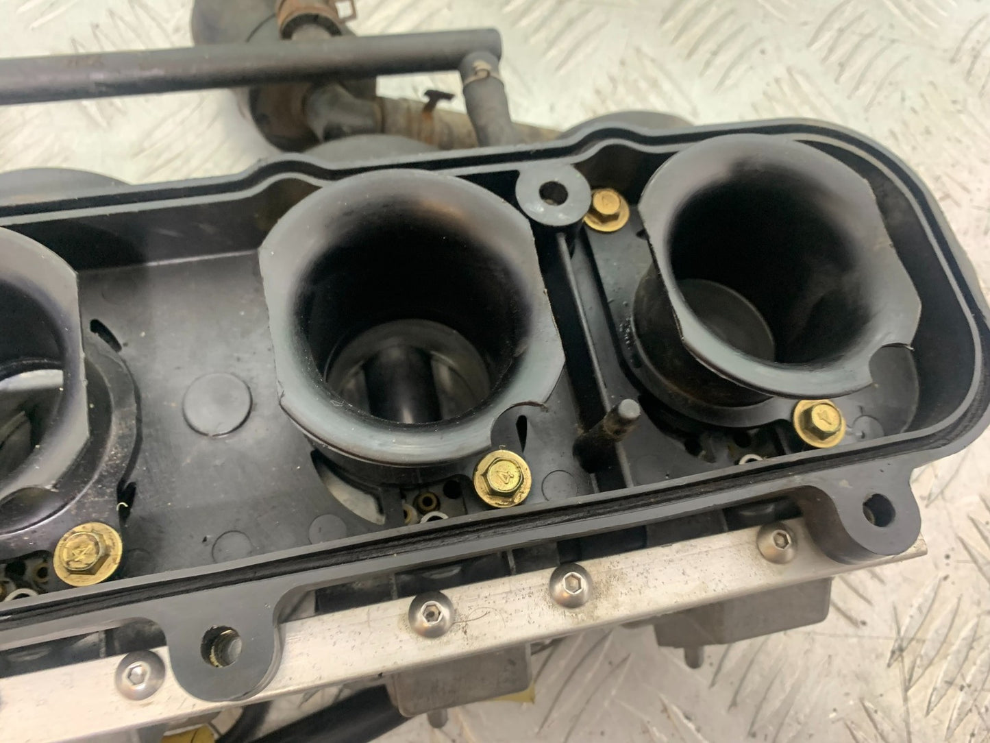 KAWASAKI ZX9R ZX9 C CARBS YEAR 1998-99 (CMB1213)