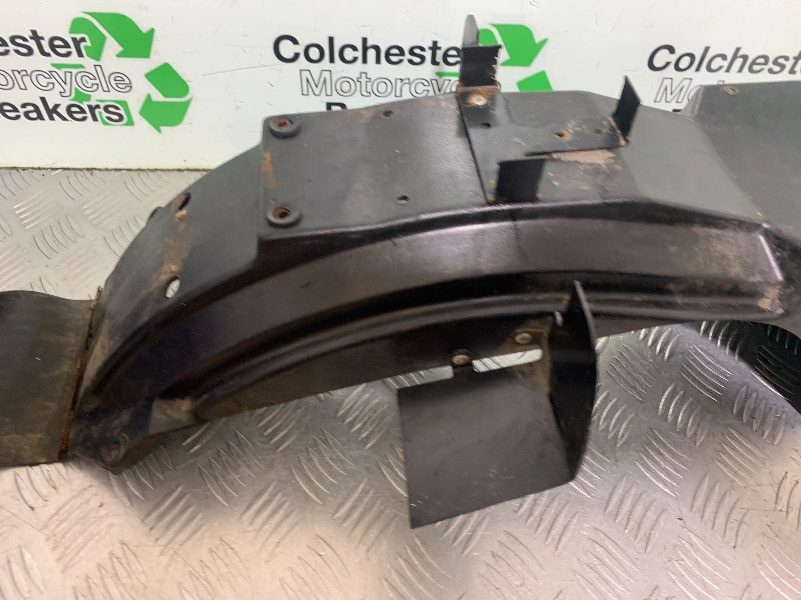 TRIUMPH TROPHY 900 REAR MUDGUARD   YEAR 1991-95 (CMB1251)