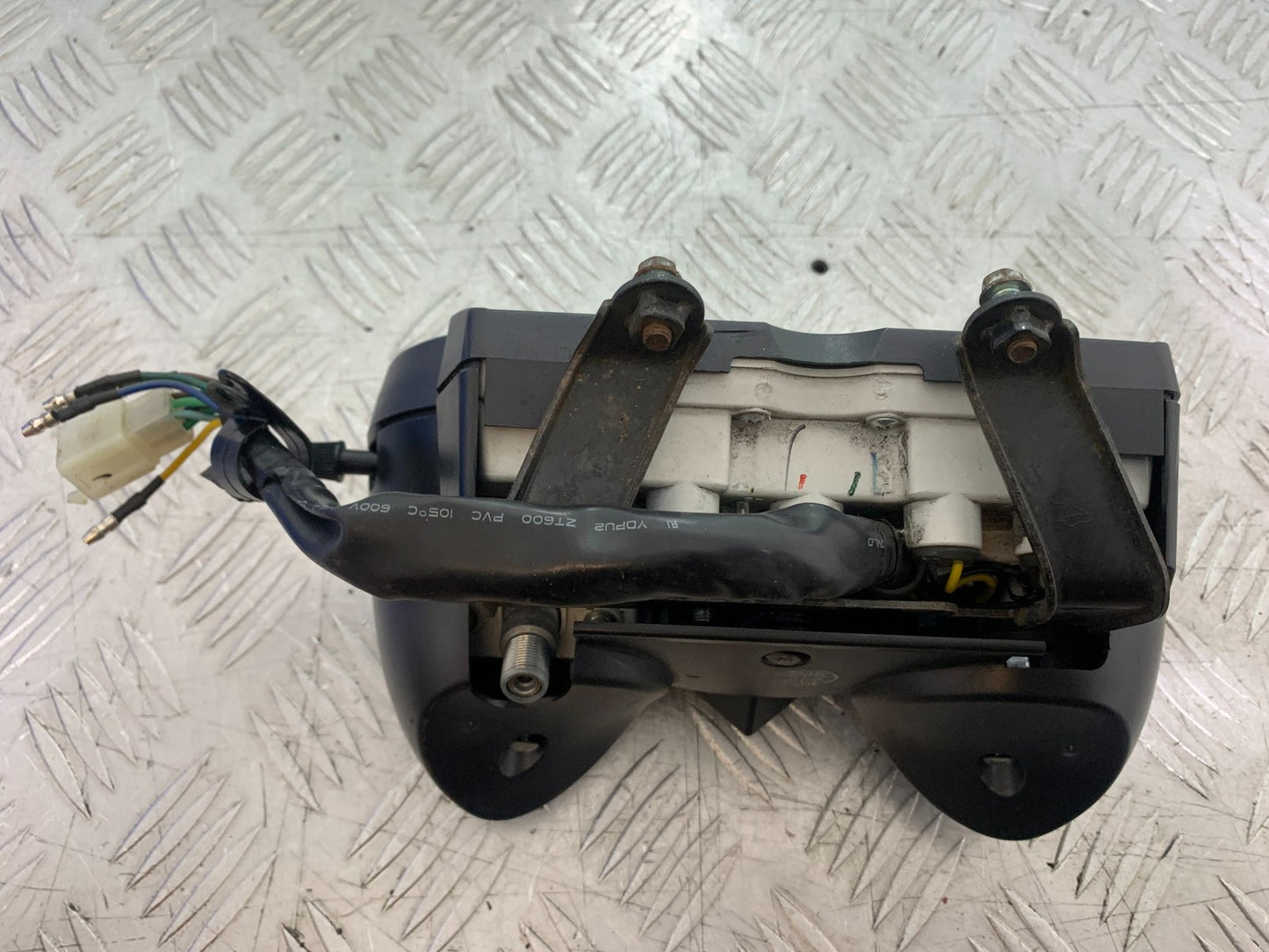 YAMAHA YBR125 YBR 125 CLOCKS SPEEDO DASH (17.523 MILES) YEAR 2010-2017 (CMB1252)