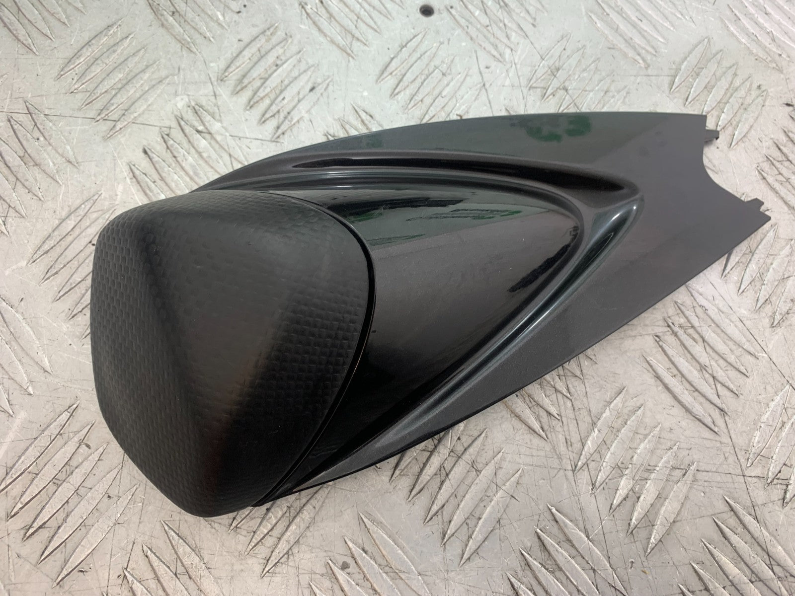 APRILIA TUONO 1000 V4R REAR SEAT COWL  YEAR 2011-13  (CMB1331)