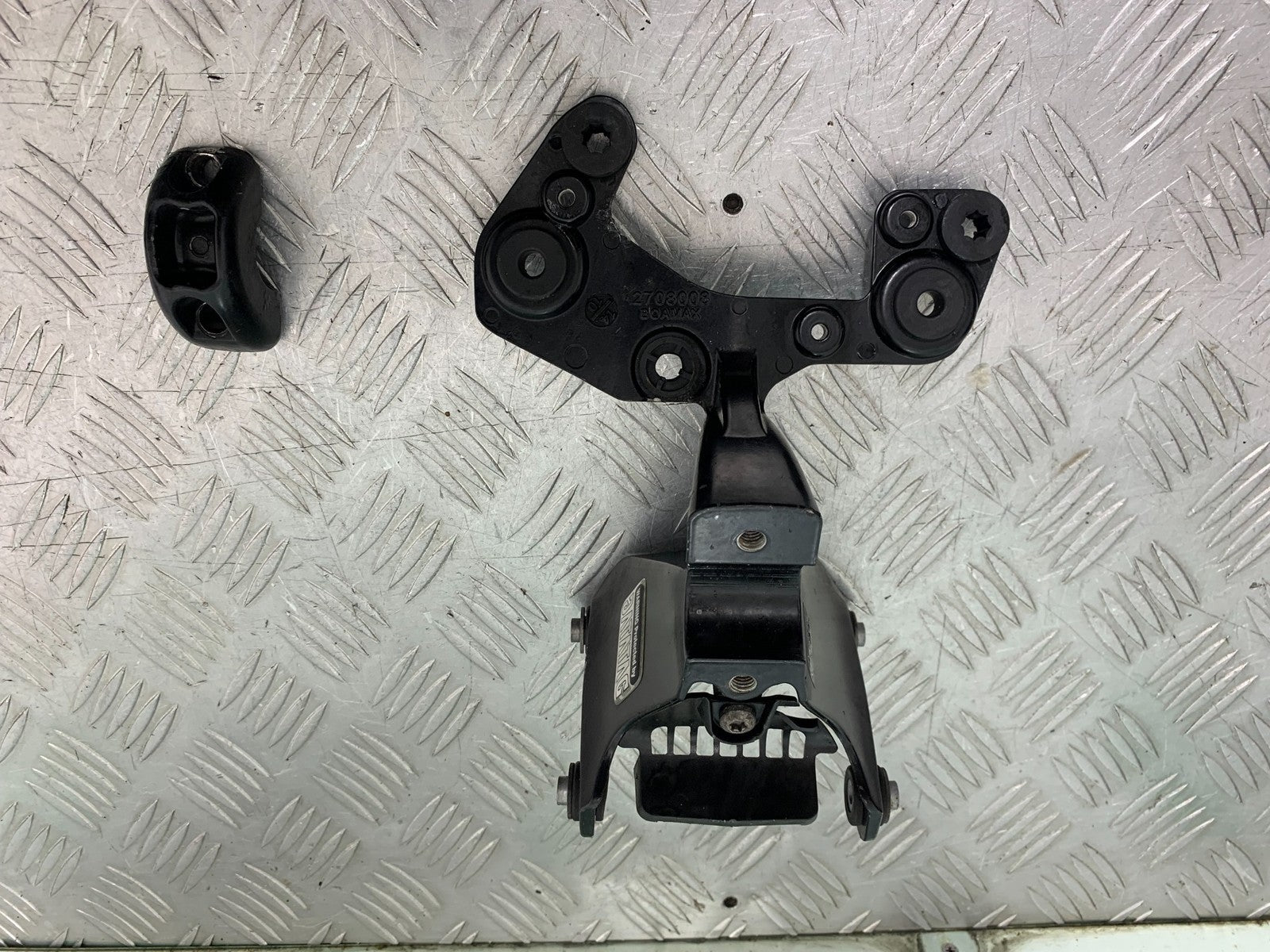 TRIUMPH 675 STREET TRIPLE RX FAIRING BRACKET   2015- 2017 (CMB1299)