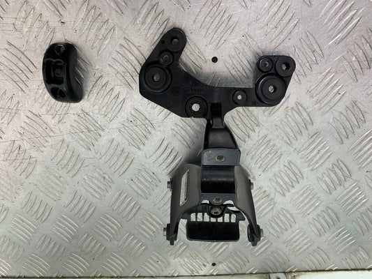 TRIUMPH 675 STREET TRIPLE RX FAIRING BRACKET   2015- 2017 (CMB1299)