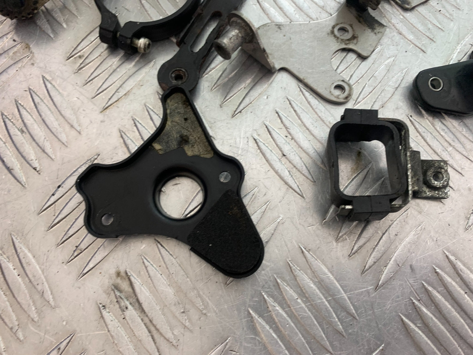 MV AGUSTA 800 F3 BRACKETS   YEAR 2013-2016 (CMB1152)