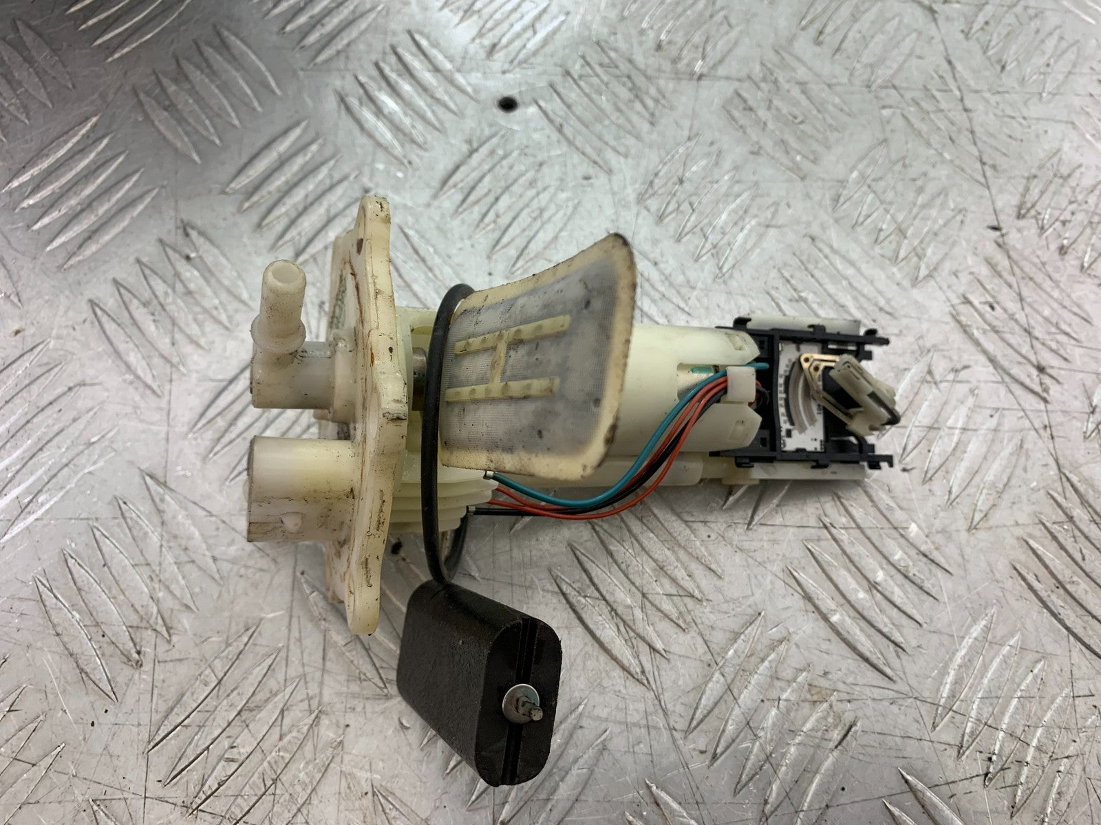 KTM RC125 RC 125 PETROL PUMP  YEAR 2017-2022 (CMB 1244)
