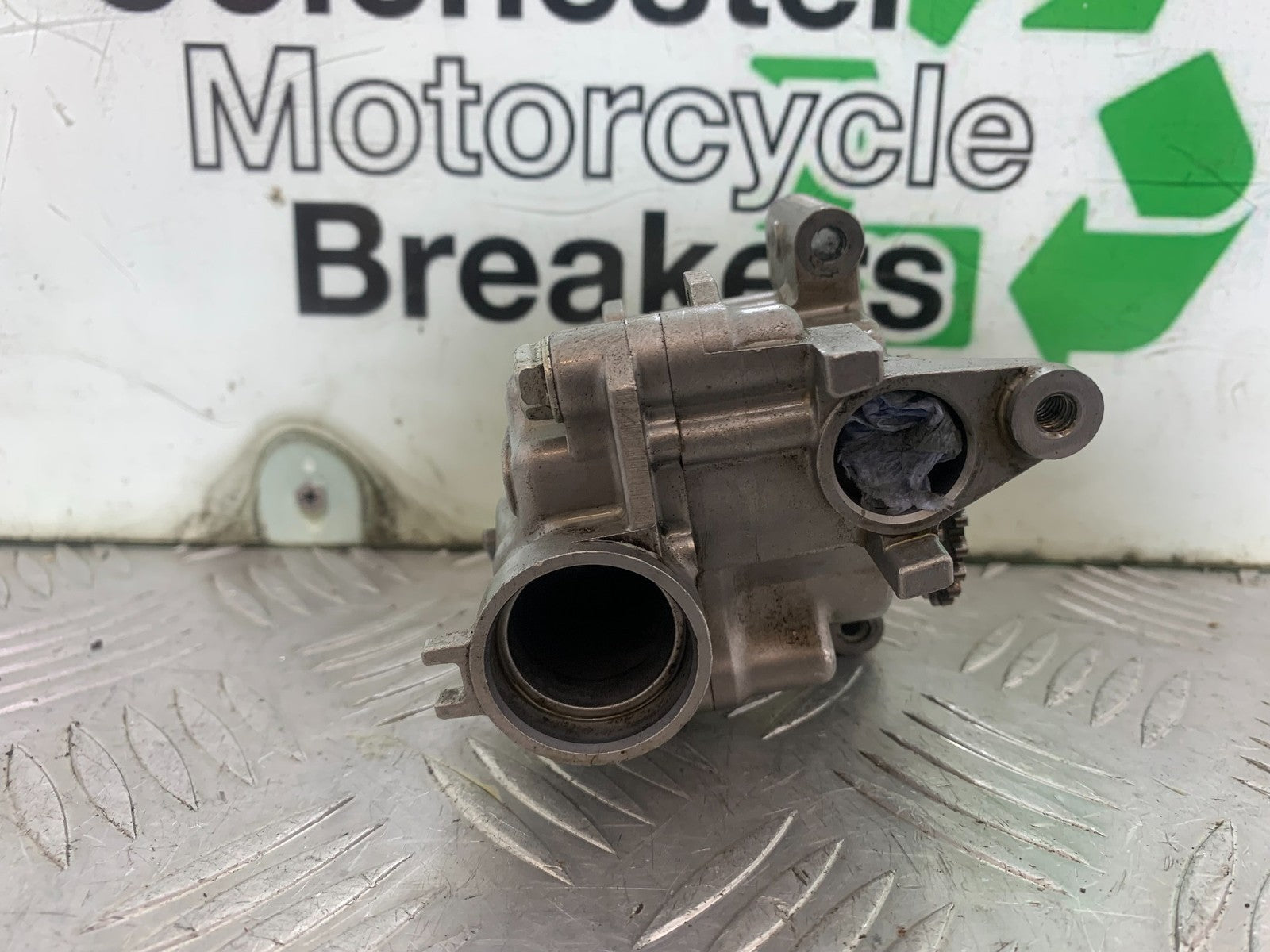 HONDA CBR1000 RR CBR1000RR FIREBLADE OIL PUMP 2008-2011 (CMB1179)