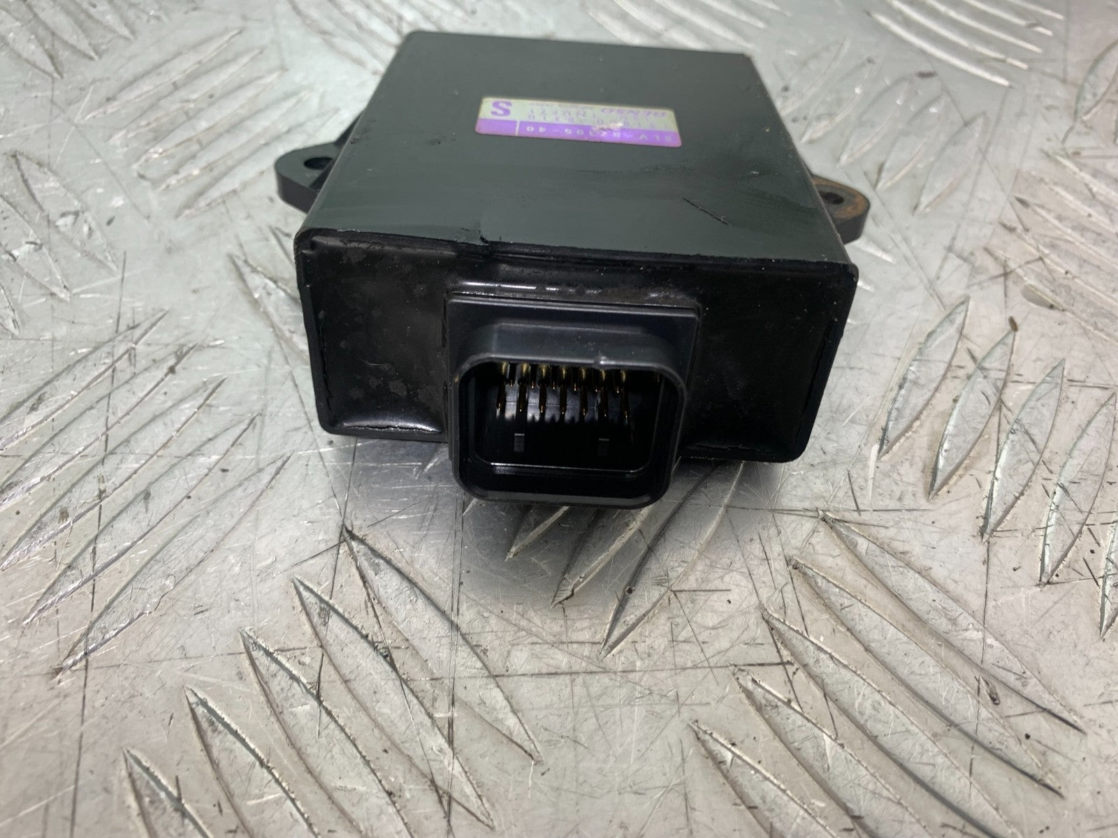 YAMAHA FZS1000 FAZER ECU  YEAR 2001-05 (CMB1275)