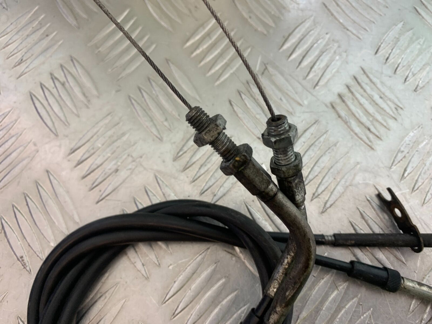 SUZUKI GSF1250 GSF 1250 BANDIT THROTTLE CABLES  YEAR 2010-14 (CMB1092)
