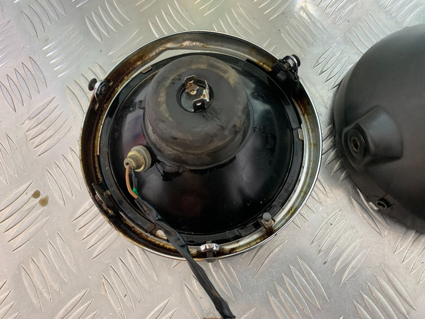 HONDA CB600 CB 600 HORNET HEADLIGHT AND BACKING  YEAR 1998-2002 (CMB1011)
