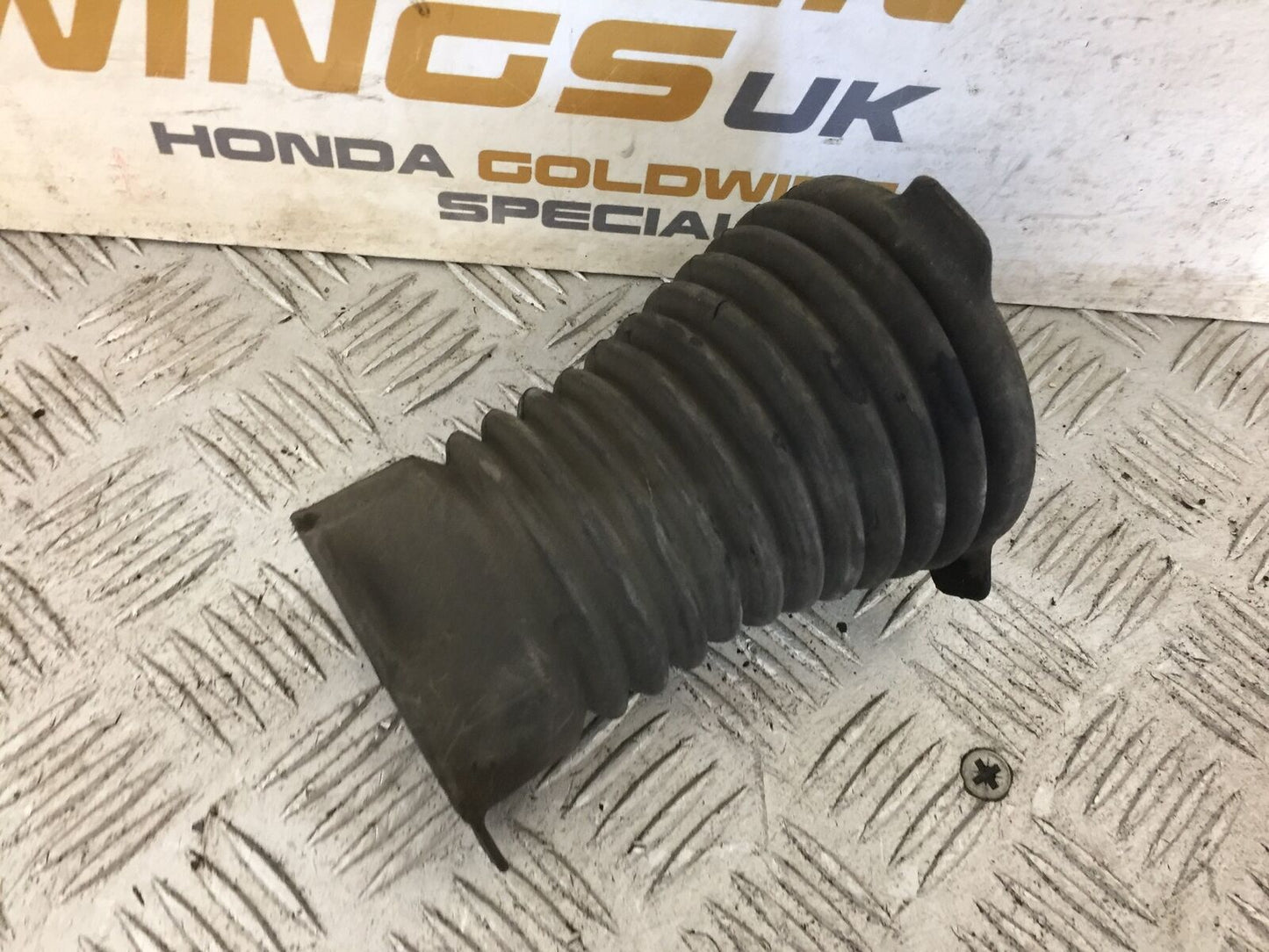 HONDA GL1800 GL 1800 DRIVESHAFT RUBBER   YEAR 2004-10 ABS (STOCK 890)