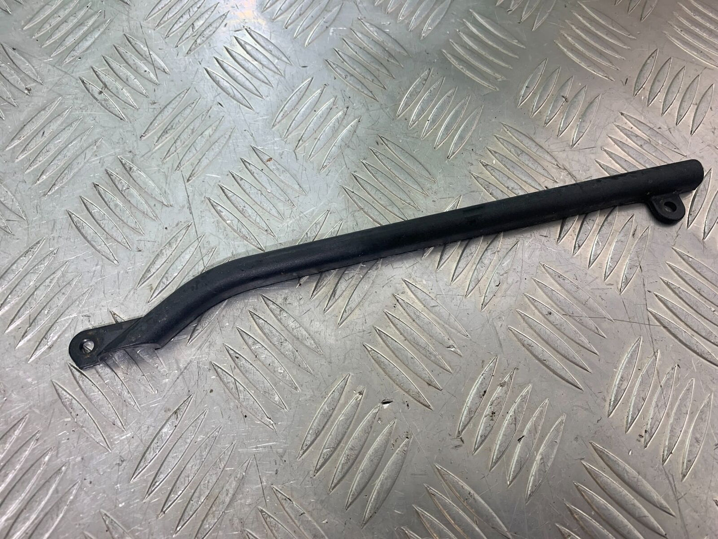 TRIUMPH 955i SPRINT ST REAR BRAKE LINE COVER YEAR 1999-2004 (CMB1124)