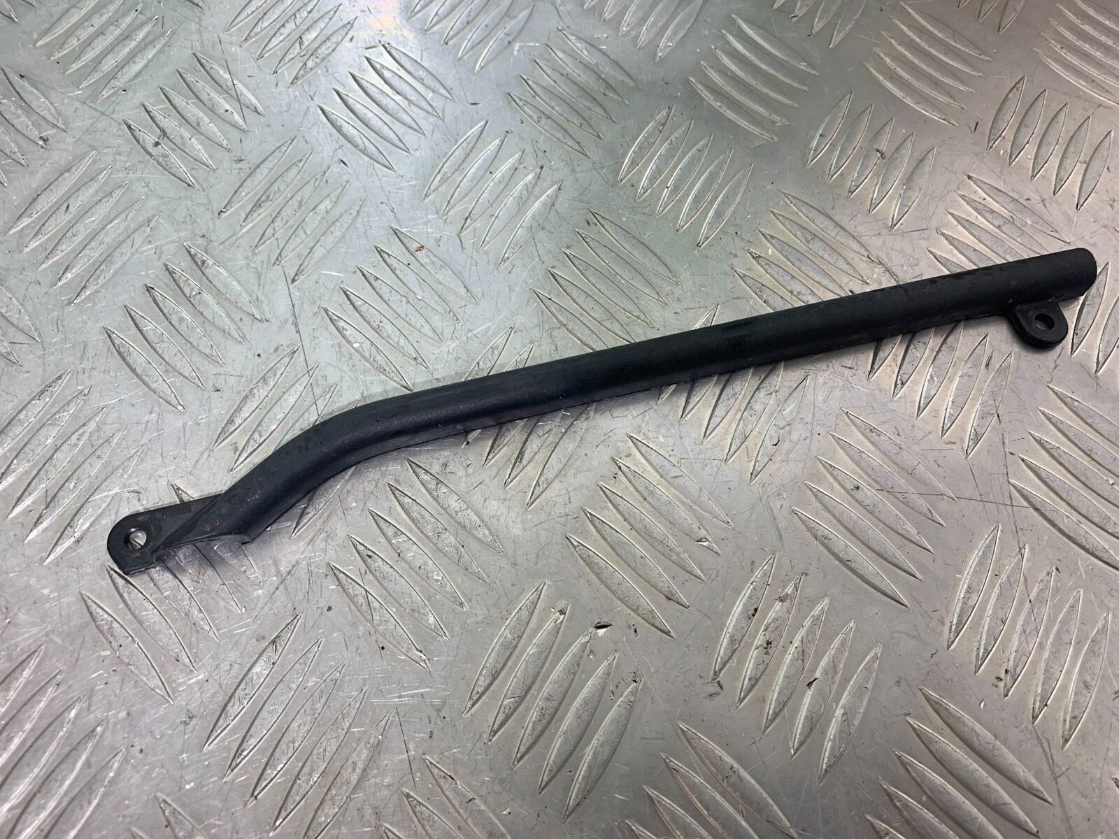 TRIUMPH 955i SPRINT ST REAR BRAKE LINE COVER YEAR 1999-2004 (CMB1124)