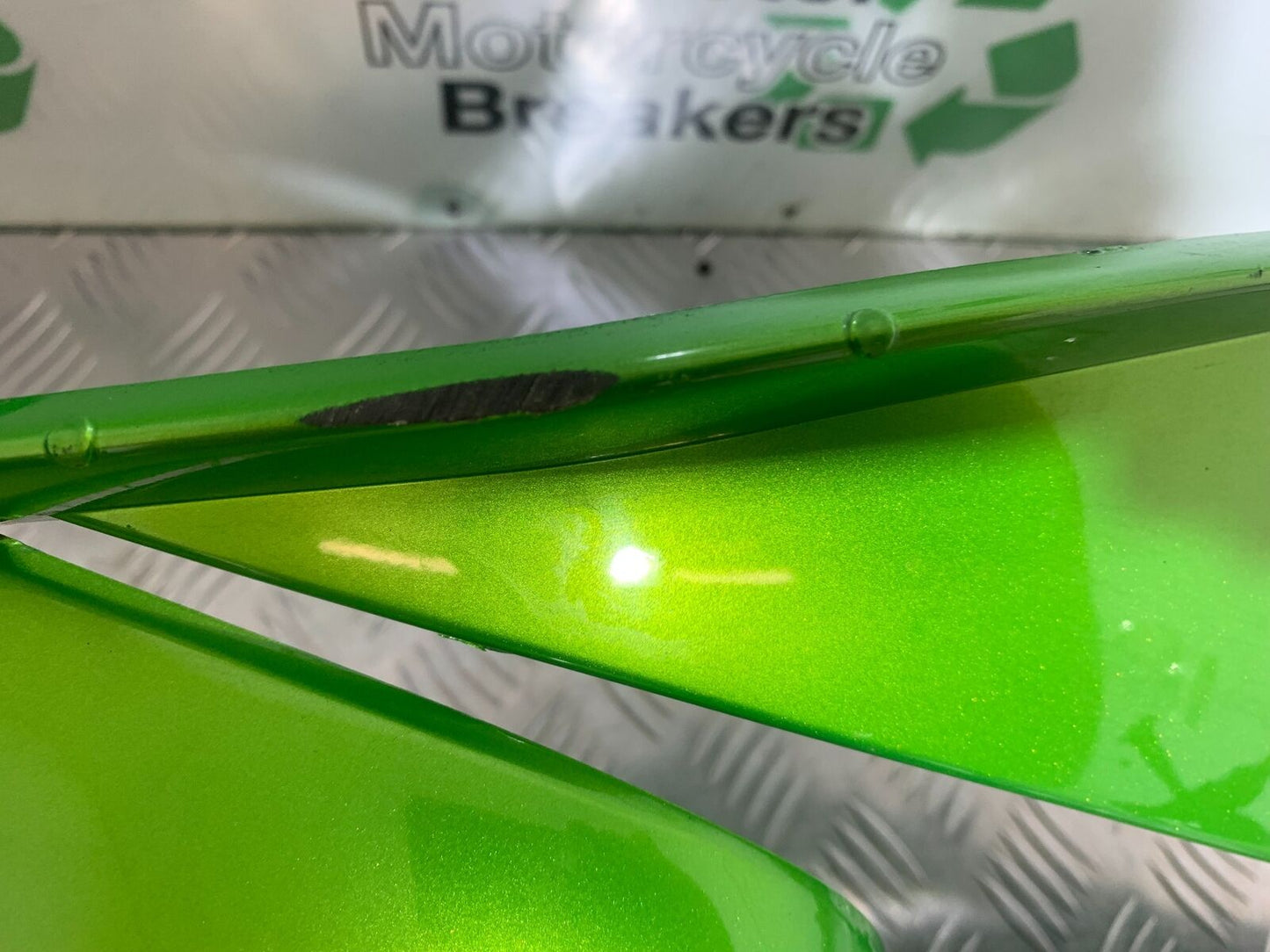 KAWASAKI Z1000 Z 1000 SX RIGHT BELLYPAN   YEAR 2011-13 (CMB1000)