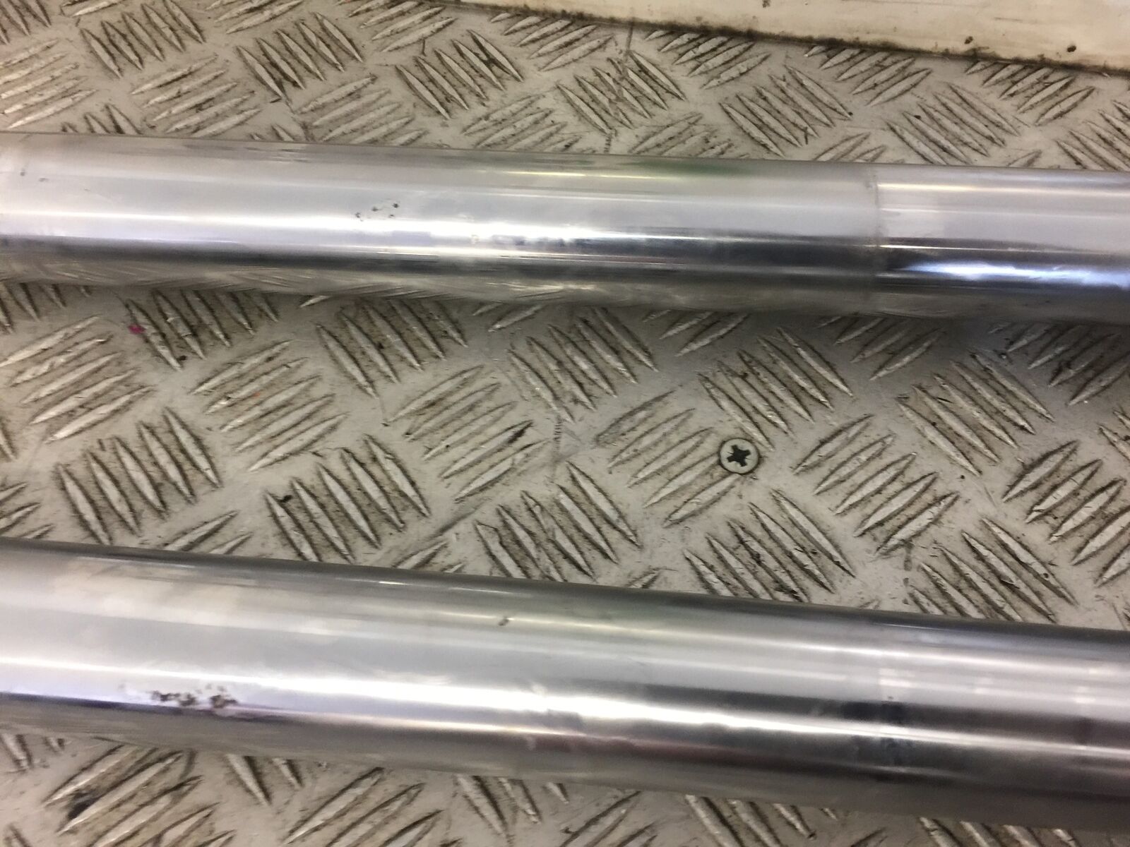 MOTO GUZZI SPORT 4V FORKS   YEAR 2009 (STOCK 469)