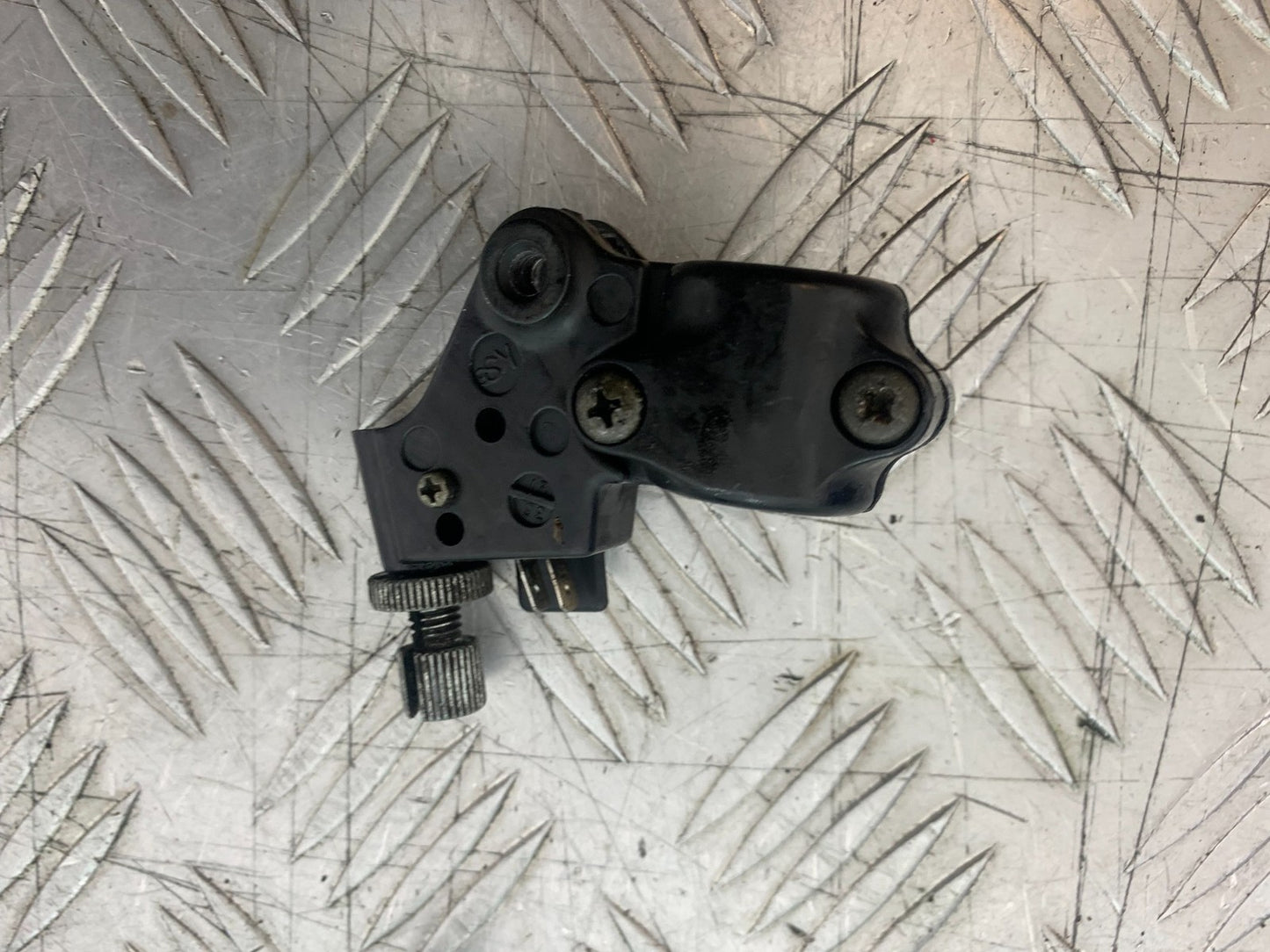 HONDA XL125 VARADERO CLUTCH LEVER BRACKET   YEAR 2001-2006  (CMB1210)