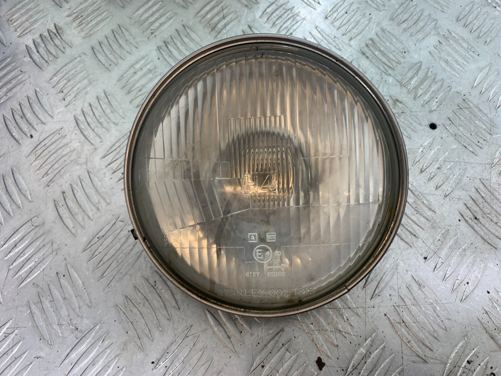HONDA GL500 GL 500 SILVERWING HEADLIGHT   YEAR 1981-82 (CMB1168)