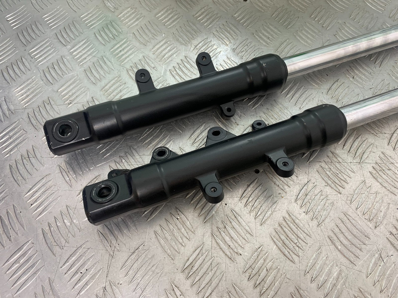 YAMAHA XMAX 300 FORKS  YEAR 2017-2020 (CMB1218)