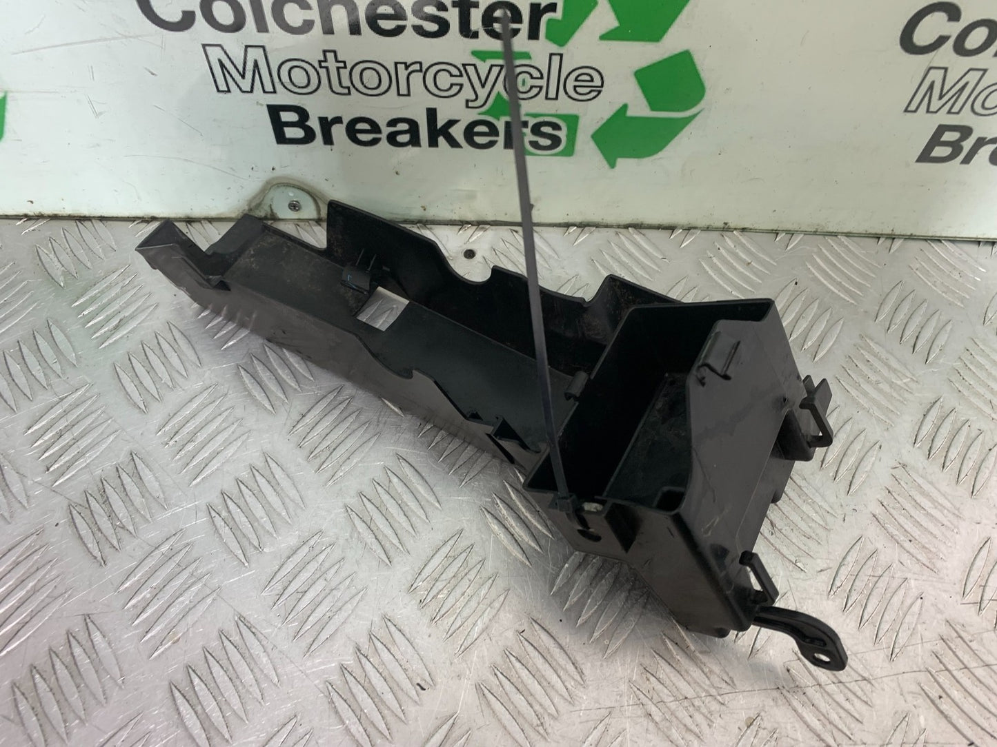 YAMAHA YZF-R125 YZF 125 BATTERY BOX YEAR 2019-2022 (CMB1263)