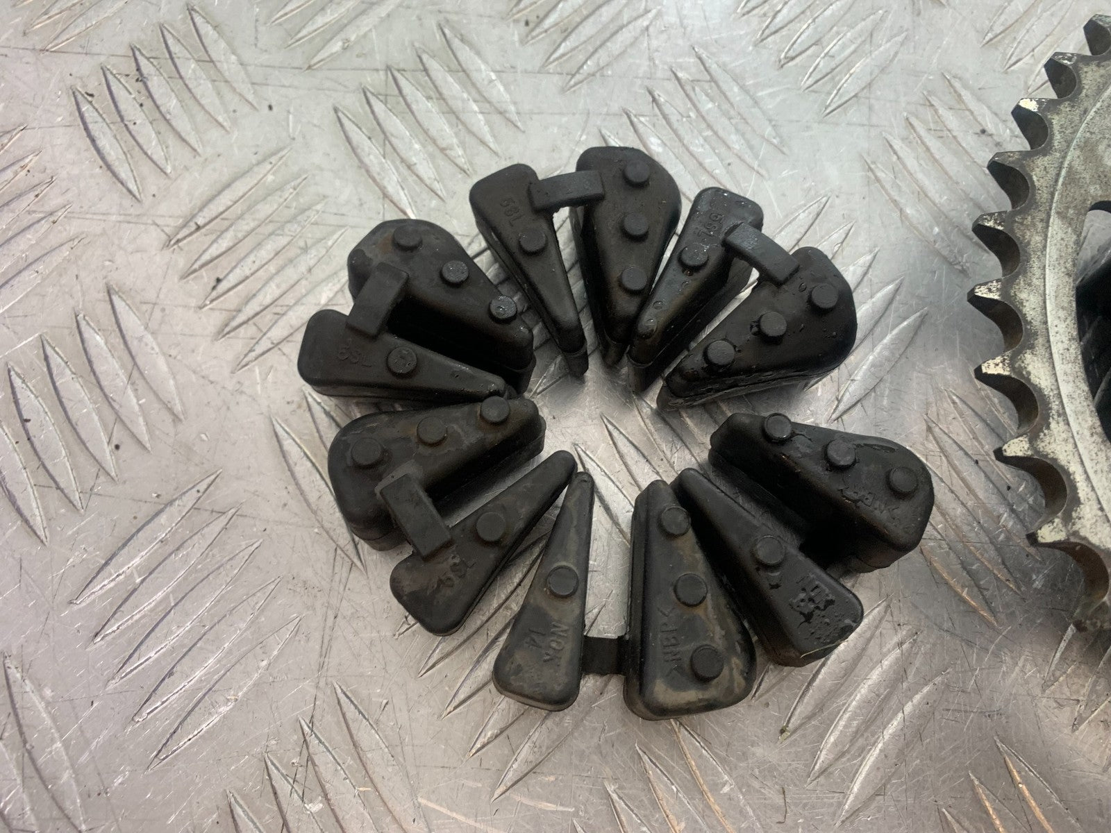 YAMAHA YZF R7 REAR SPROCKET CARRIER  YEAR 2022-2025 (CMB1255)