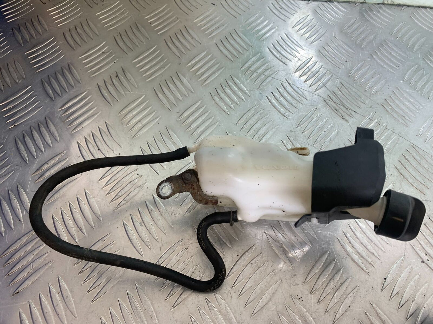 HONDA CBR650 F CBR 650F COOLANT BOTTLE  YEAR 2014-17  (CMB1130)