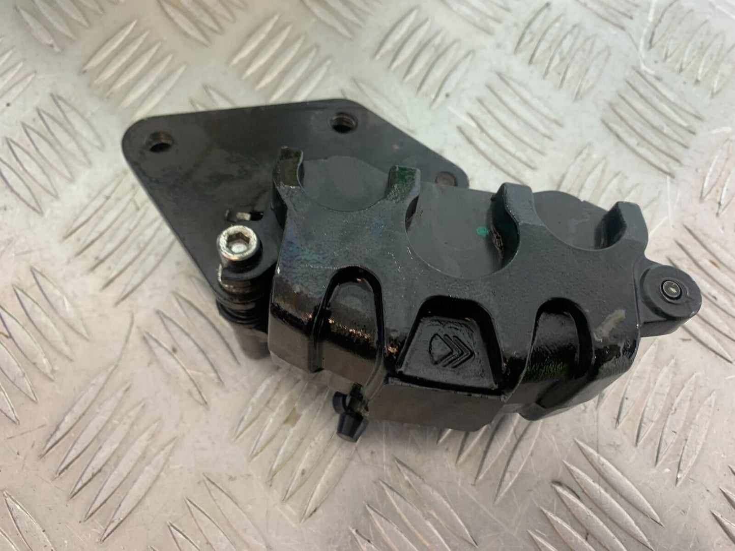 SINNIS TERRAIN 125 FRONT BRAKE CALIPER   YEAR 2024 (CMB1072)