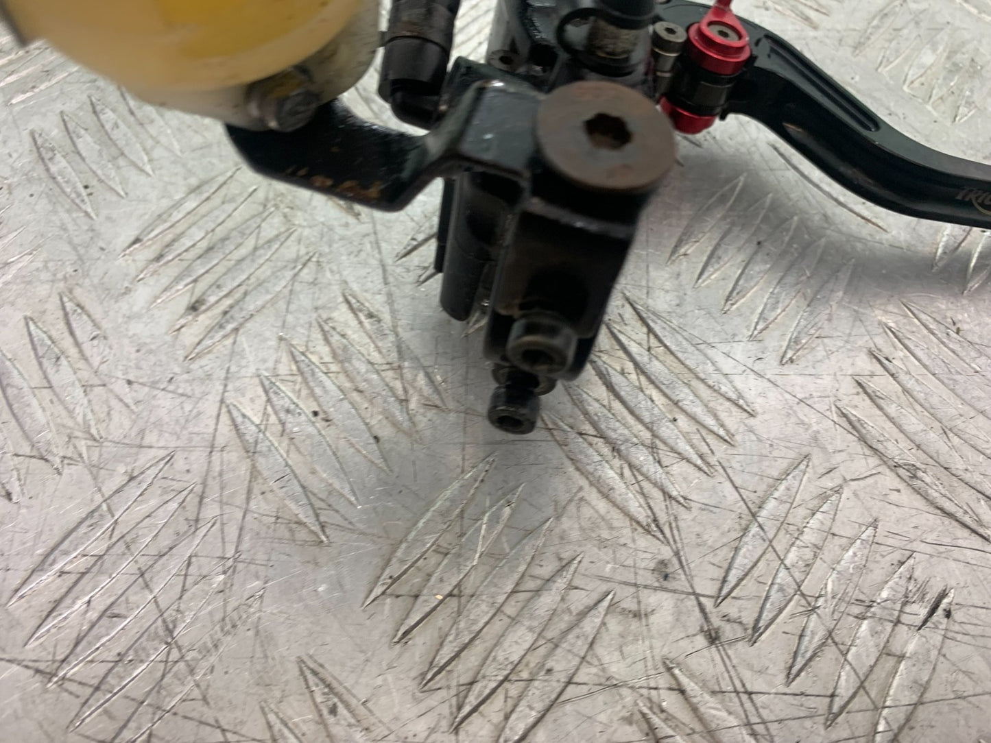 TRIUMPH 675 STREET TRIPLE R FRONT BRAKE MASTER CYLINDER   YEAR 2013 -  (CMB1221)