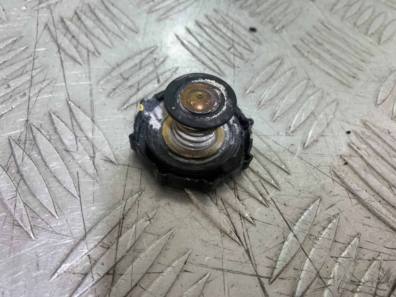 APRILIA RSV4 FACTORY RADIATOR CAP  YEAR 2009-2012 (CMB1224)
