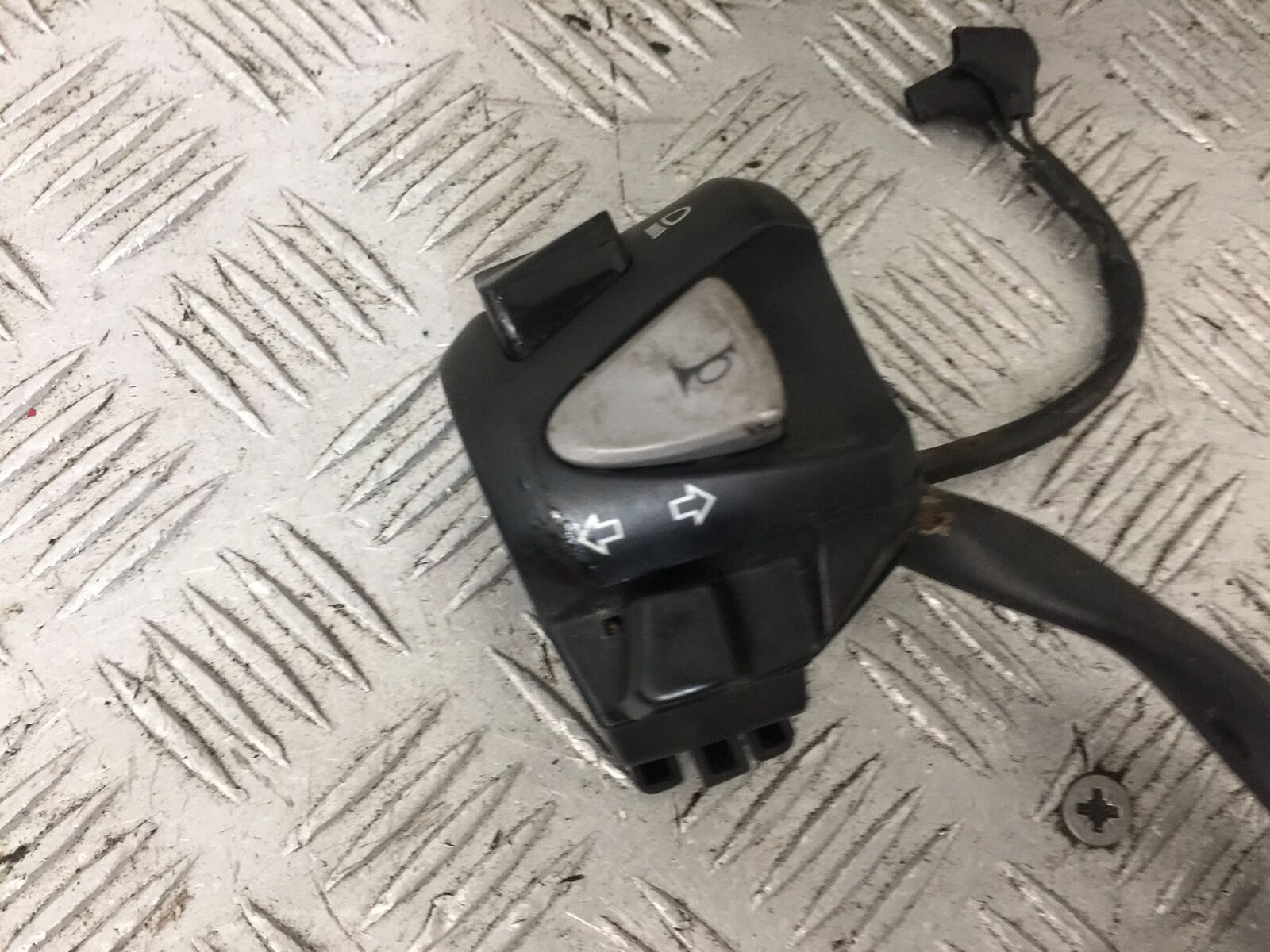 HONDA CB125 F CB 125 F LEFT SWITCH GEAR YEAR 2015-2020  (STOCK 866)