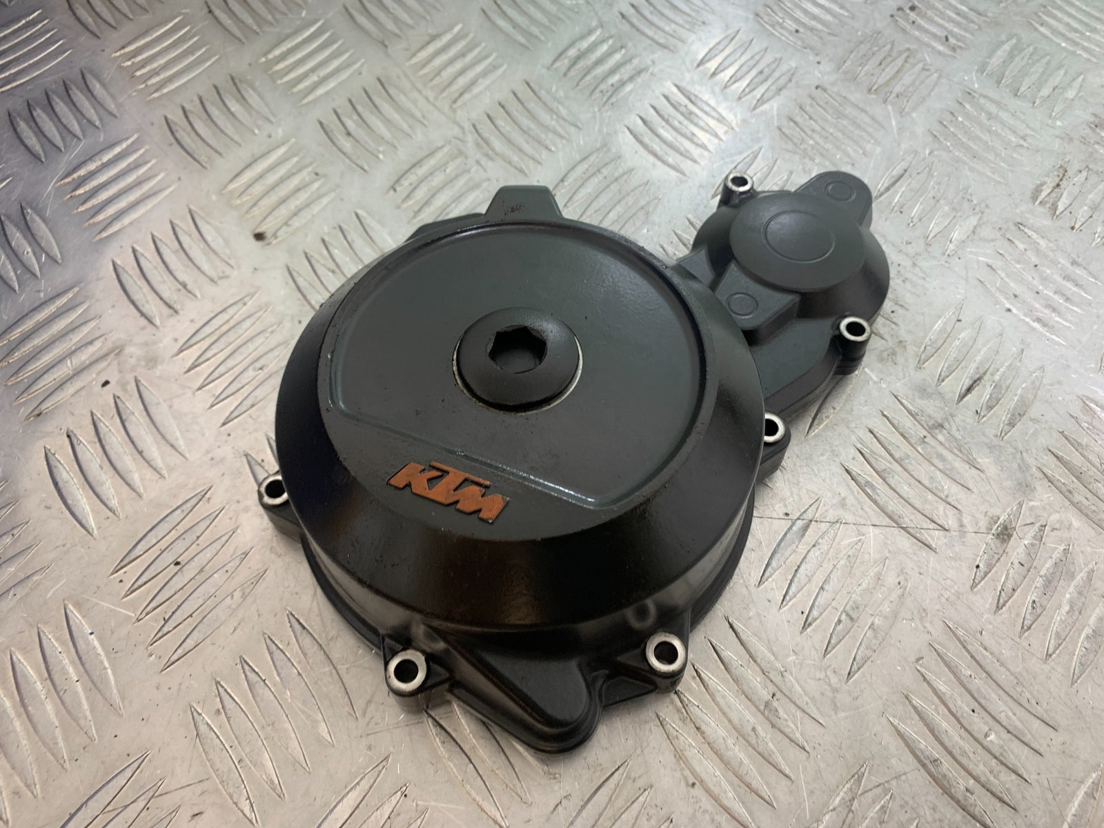 KTM 790 DUKE GENERATOR COVER  YEAR 2018-2021  (CMB11150)