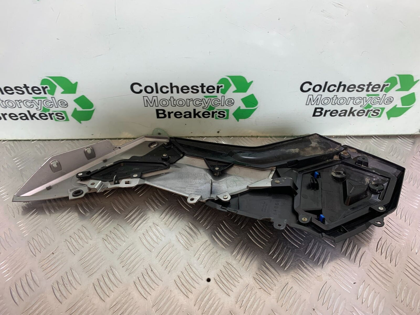 HONDA MSX125 GROM RIGHT FAIRING PANEL YEAR 2016-2020  (CMB1009)