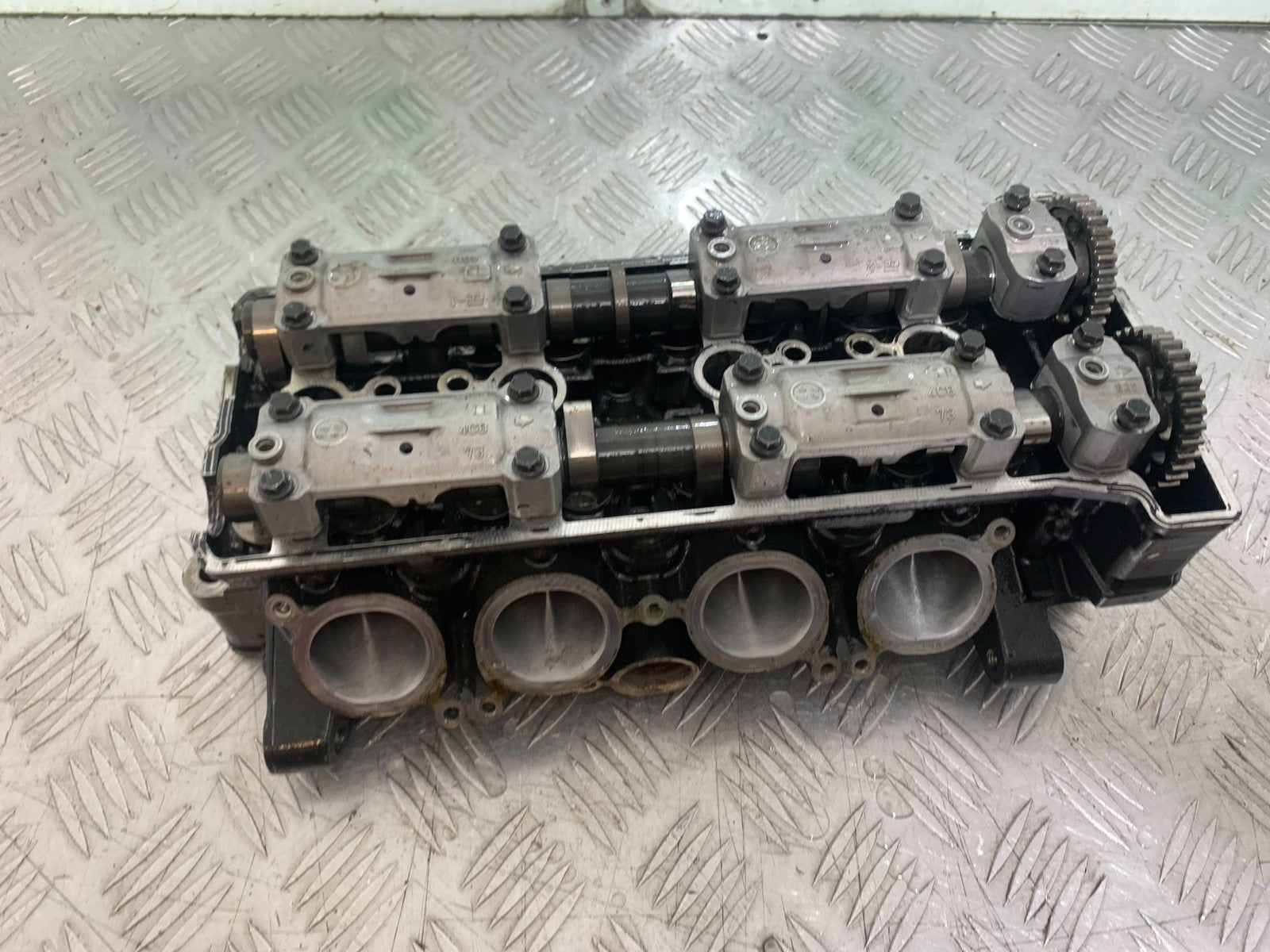 YAMAHA YZF R1 4C8 CYLINDER HEAD AND CAMSHAFTS   YEAR 2007-2008 (CMB1237)