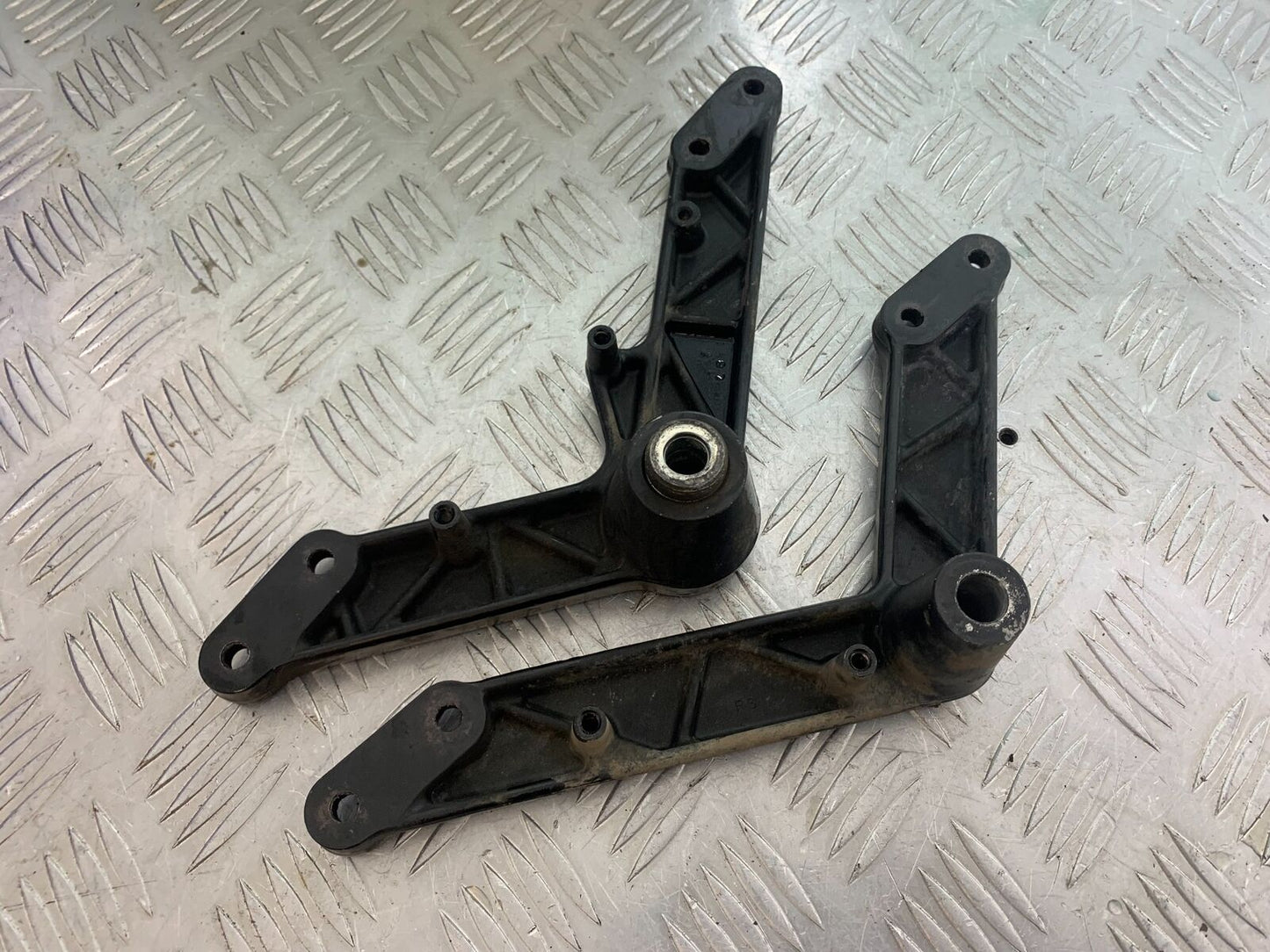 SUZUKI DL 650 V-STROM ENGINE BRACKETS  YEAR 2020 (CMB1117)