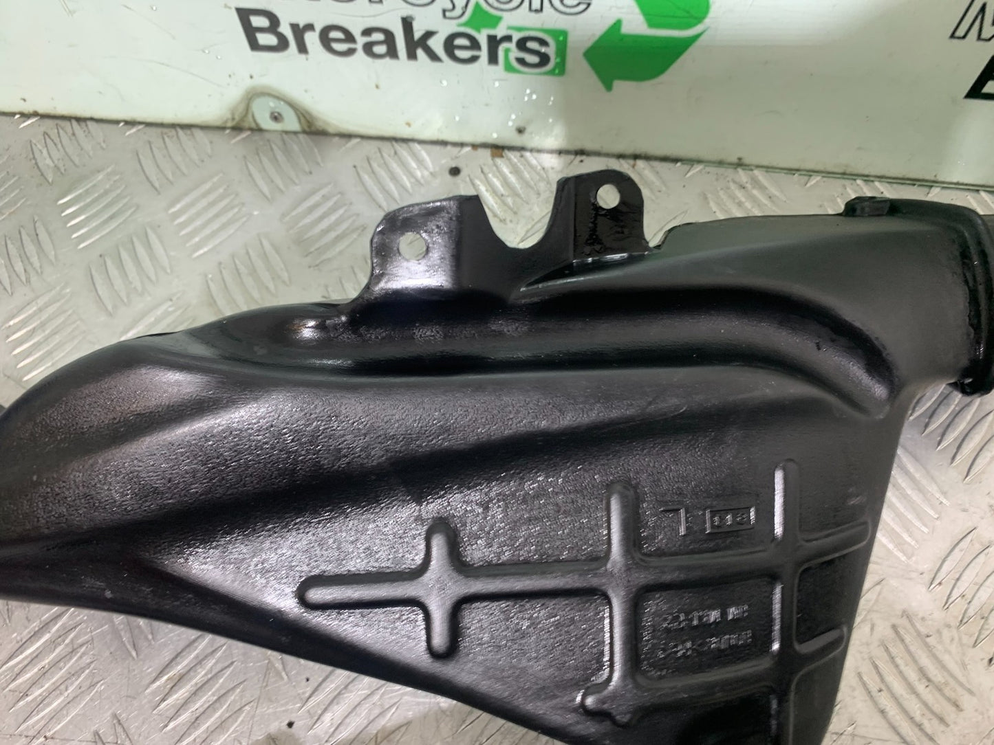 HONDA CBR1100 BLACKBIRD AIR TUBES   YEAR 1999-2005 (CMB1232)