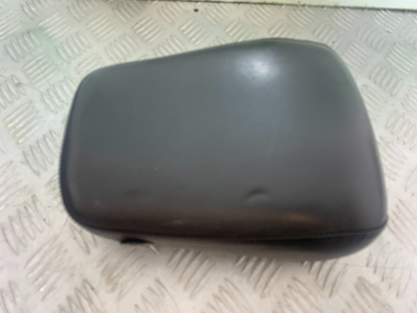 YAMAHA XV535 XV 535 VIRAGO REAR SEAT   YEAR 1994-02 (CMB1162)