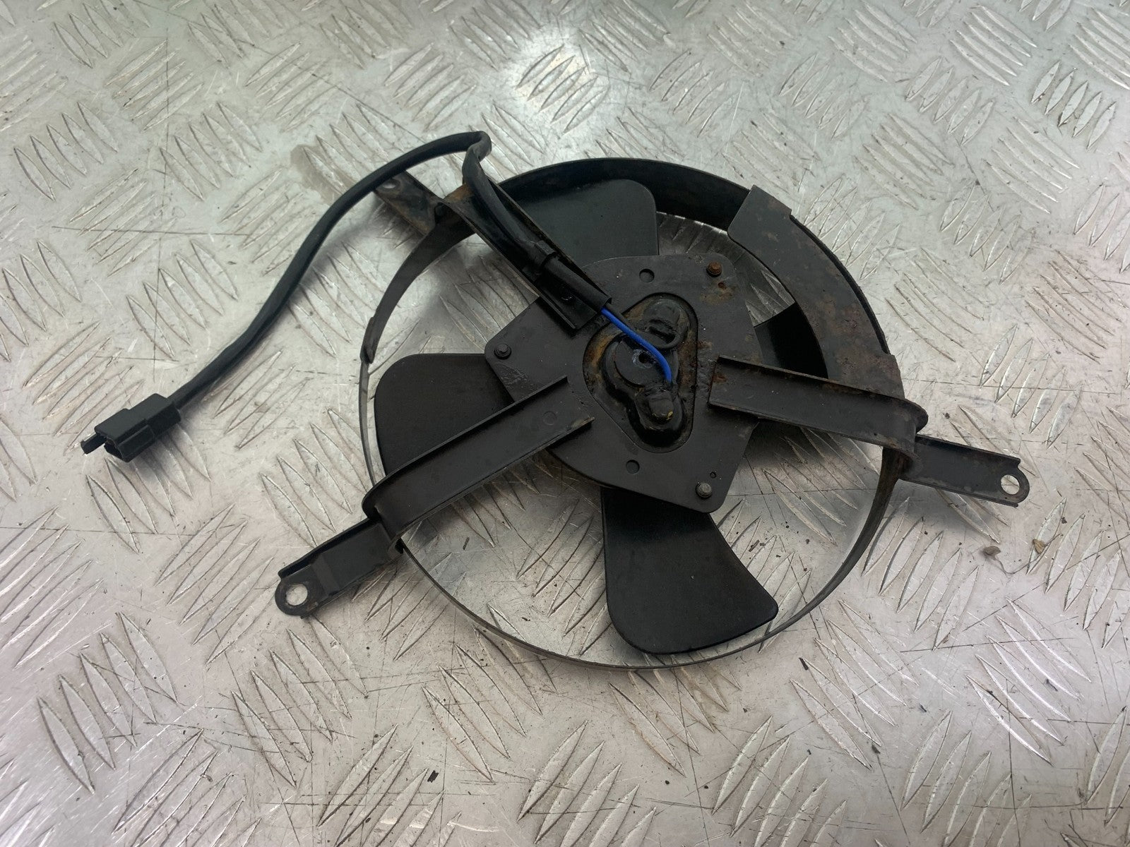 KAWASAKI ZX9R ZX9 E1 RADIATOR FAN  YEAR 2000-01 (CMB1171)