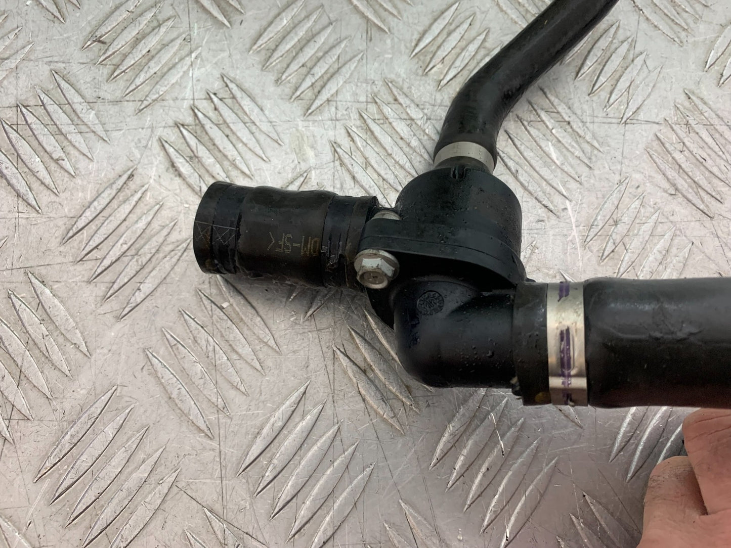 APRILIA TUONO 1000 V4 THERMOSTAT  YEAR 2013-2014  (CMB1239)