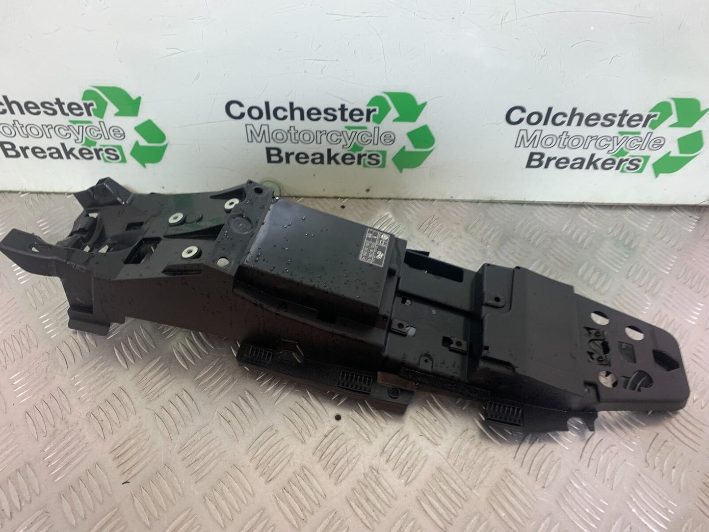 YAMAHA XSR900 XSR 900 UNDERTRAY  YEAR 2021-2022 (CMB1073)