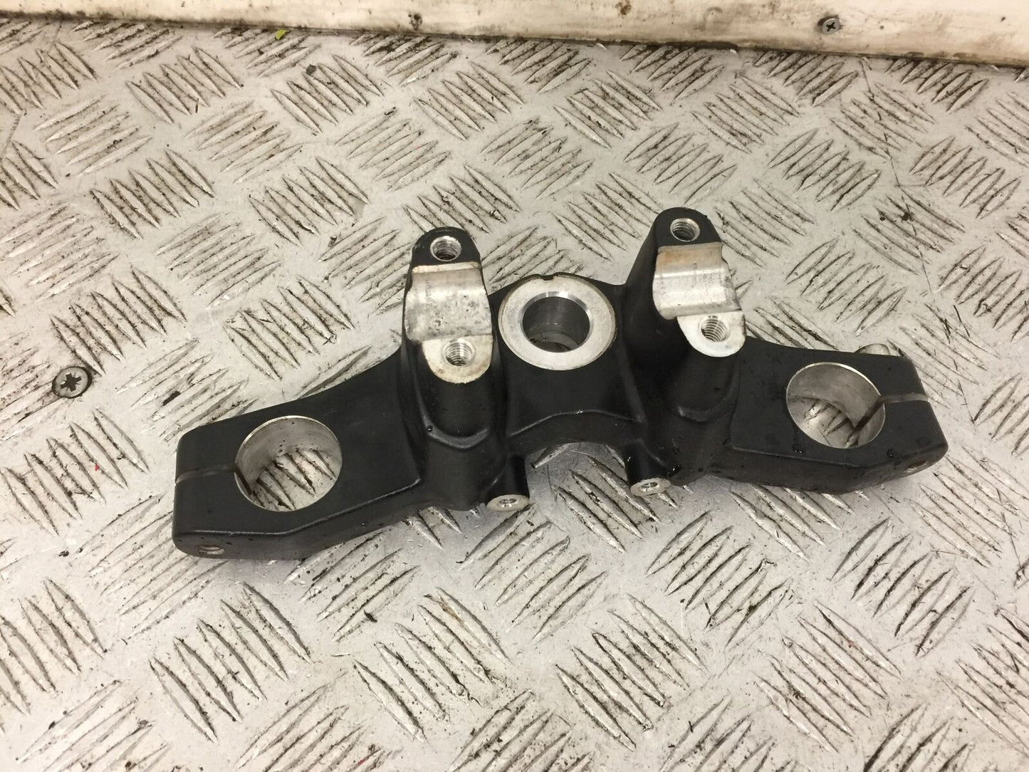 SUZUKI GSX-S 125 TOP YOKE  YEAR 2017-2020  (STOCK 779)