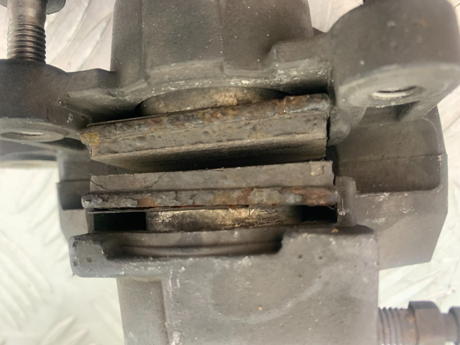 SUZUKI GSXR600 GSXR 600 K1 K2 K3 REAR CALIPER 1999-03 (CMB1284)