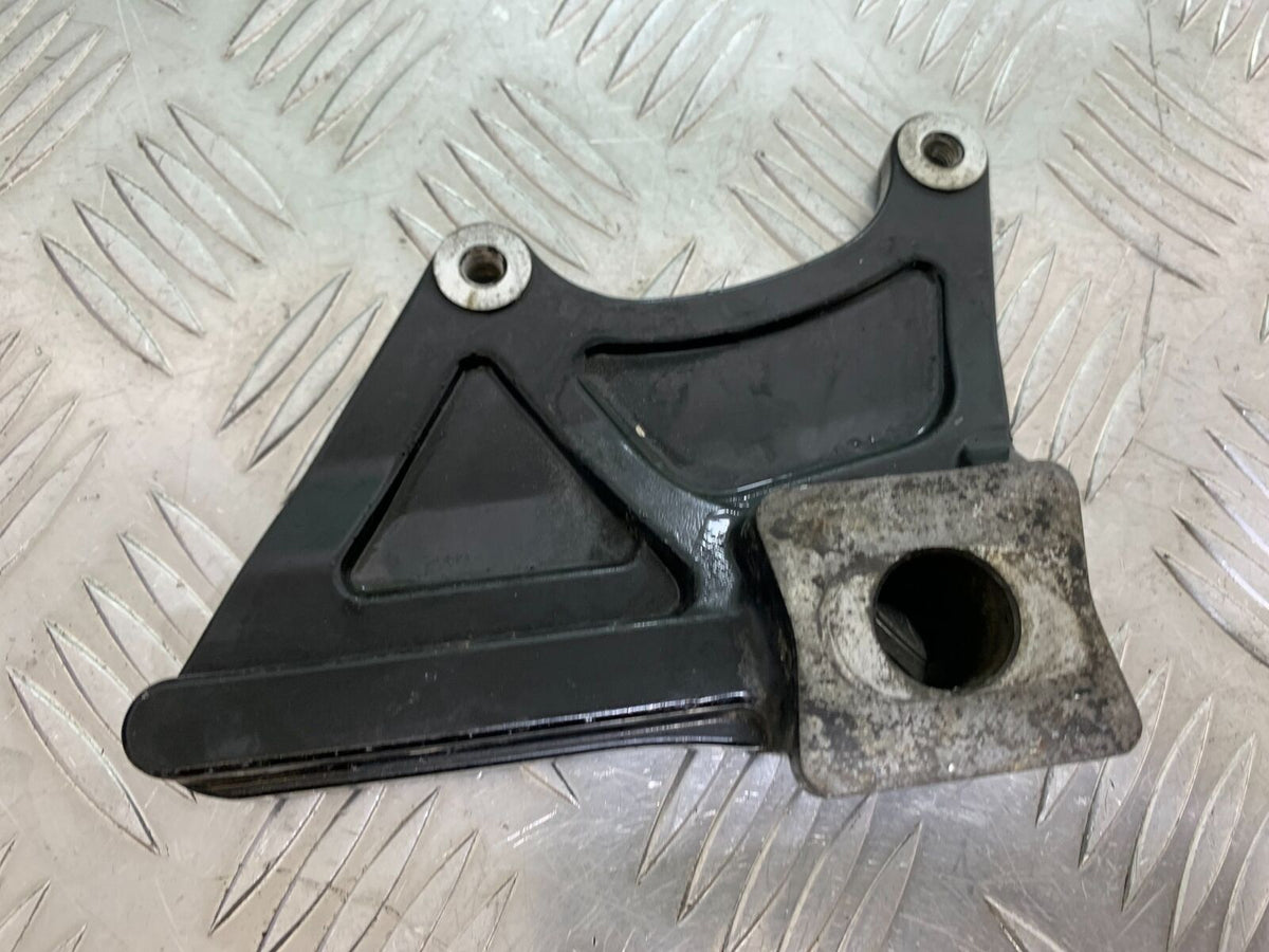 SUZUKI GSF650 GSF 650 REAR CALIPER BRACKET  YEAR 2005-06  (CMB1028)