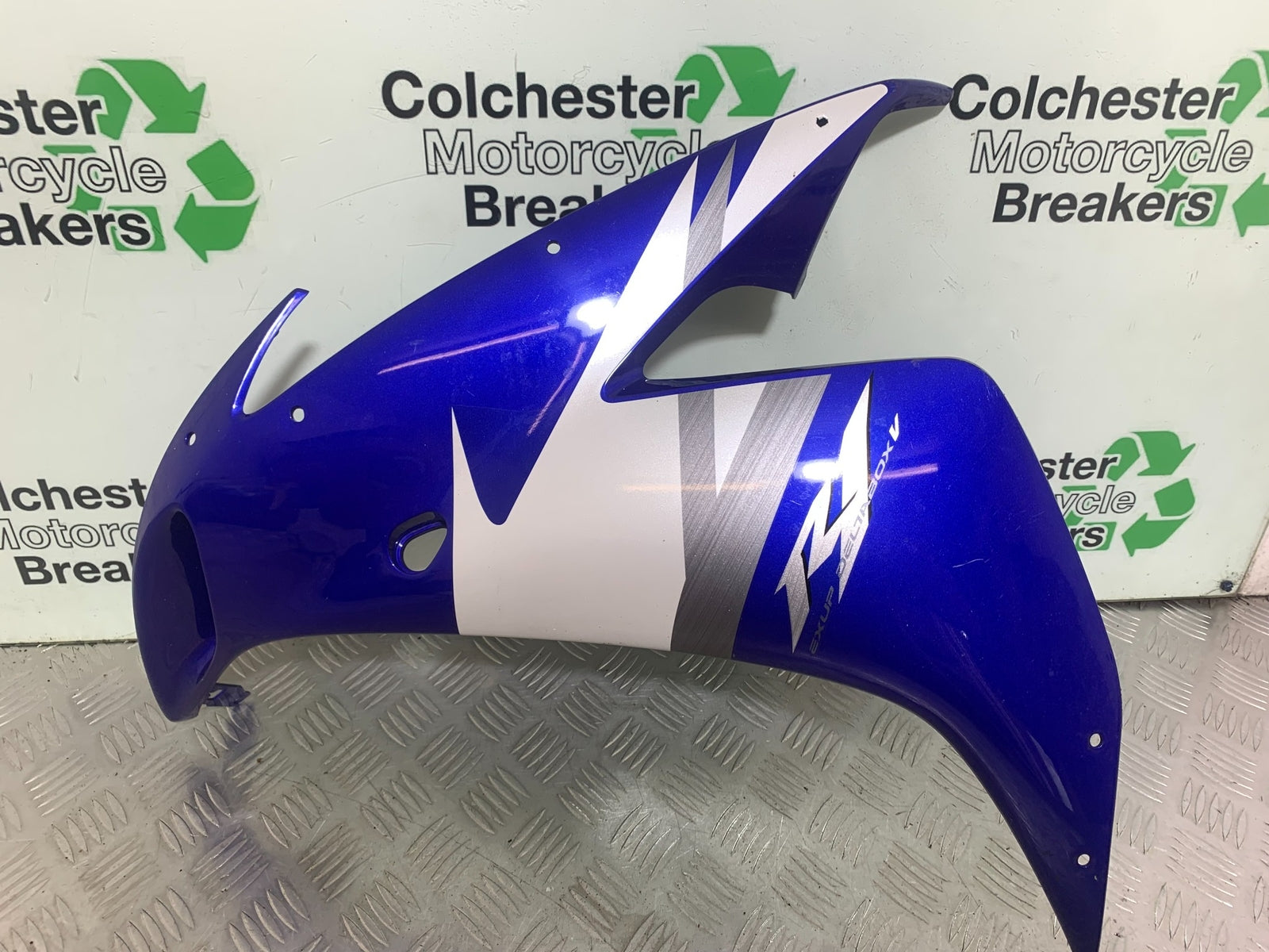 YAMAHA YZF R1 LEFT FAIRING PANEL YEAR 2004-2006 (CMB1155)