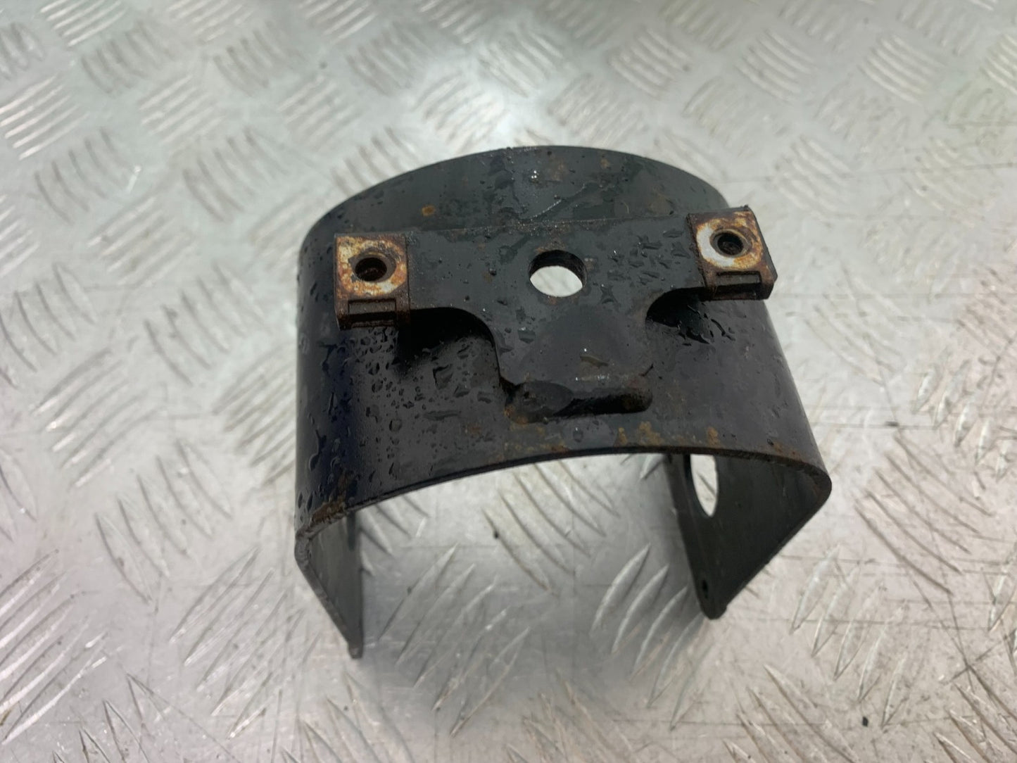 APRILIA 650 PAGASO STRADA FRONT MUDGUARD BRACE  YEAR 2005-2010 (CMB1260)