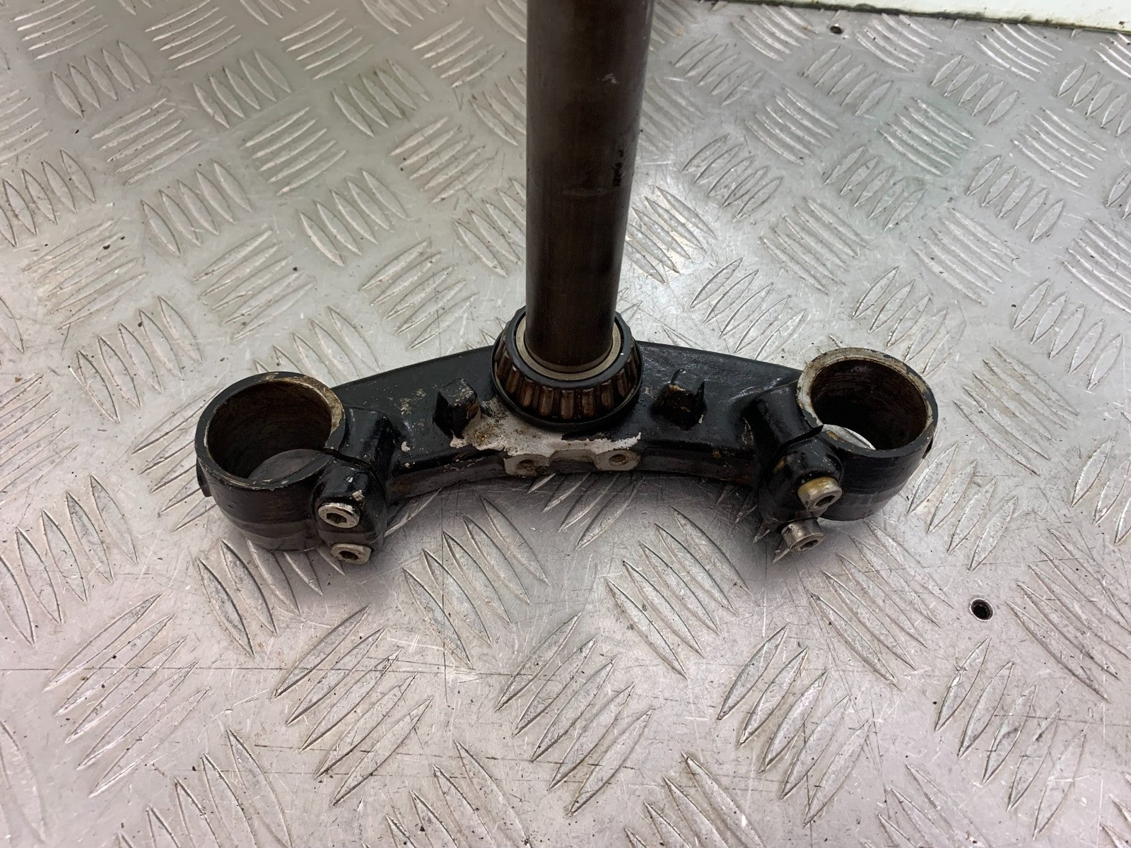 YAMAHA XV1100 XV 1100 VIRAGO BOTTOM YOKE 1990-1999 (CMB1190)