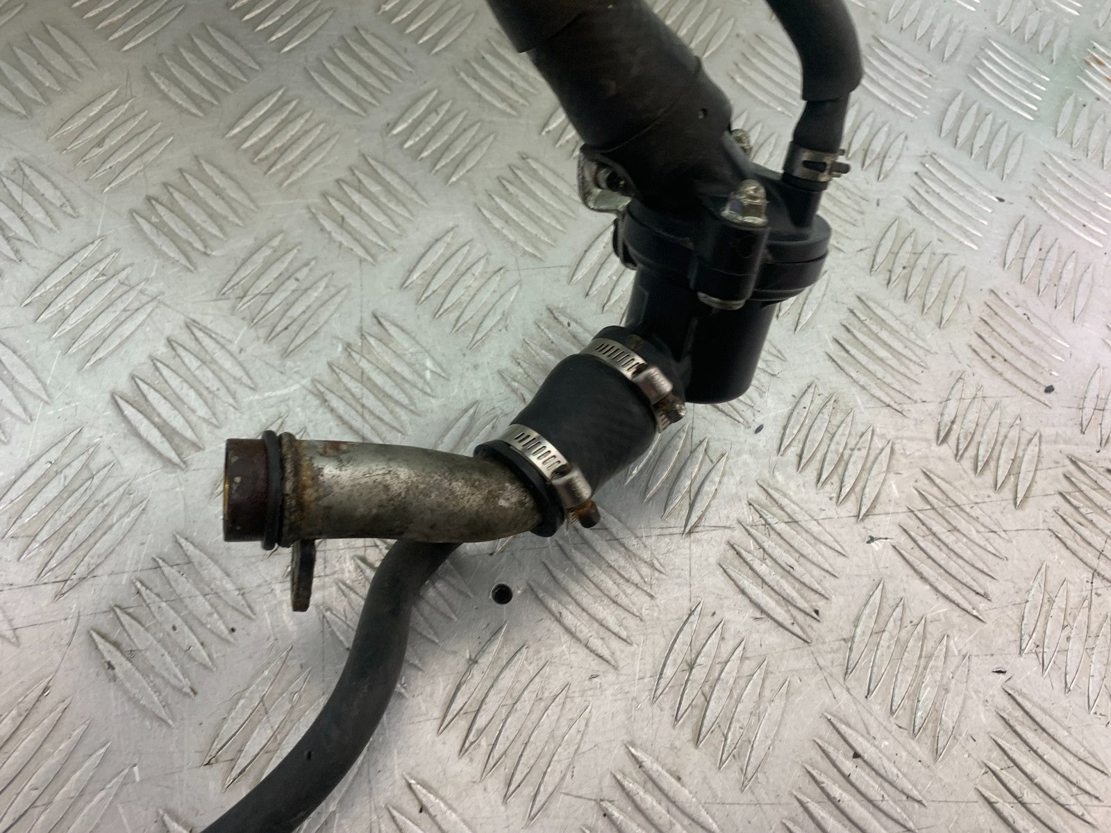 YAMAHA YZF R1 4C8 THERMOSTAT  YEAR 2007-2008 (CMB1237)