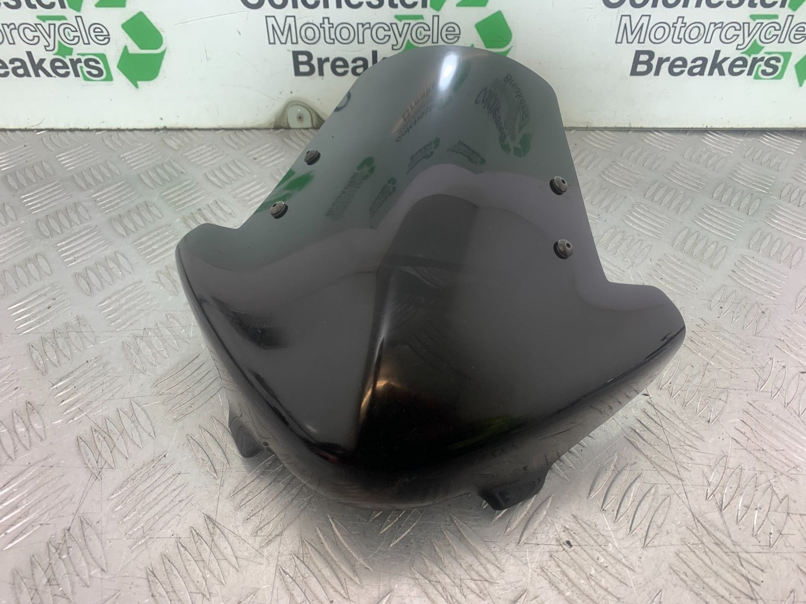 APRILIA SL750 SL 750 SHIVER SCREEN AND BRACKET  YEAR 2008-2016 (CMB1242)