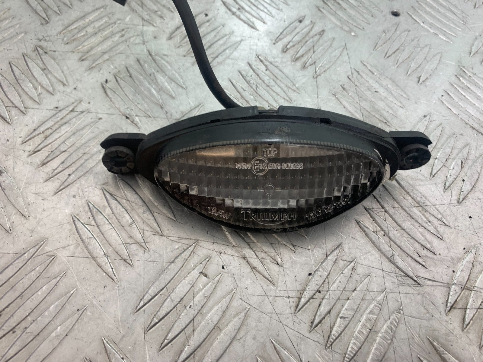 TRIUMPH 955i SPRINT ST PILOT LIGHT   1999-2004 (CMB1176)