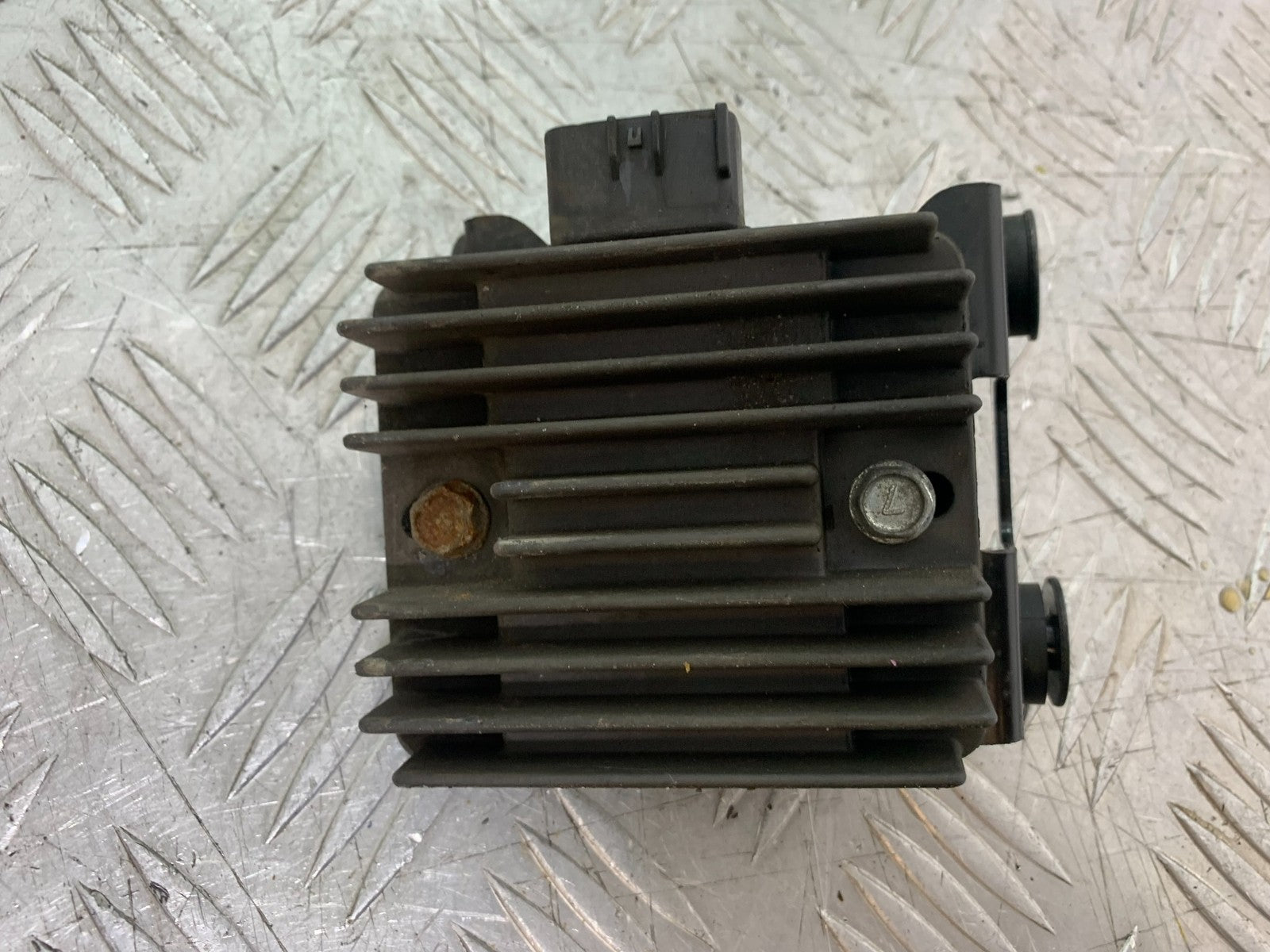 KAWASAKI ER6 N REGULATOR  YEAR 2012-2017 (CMB1324)