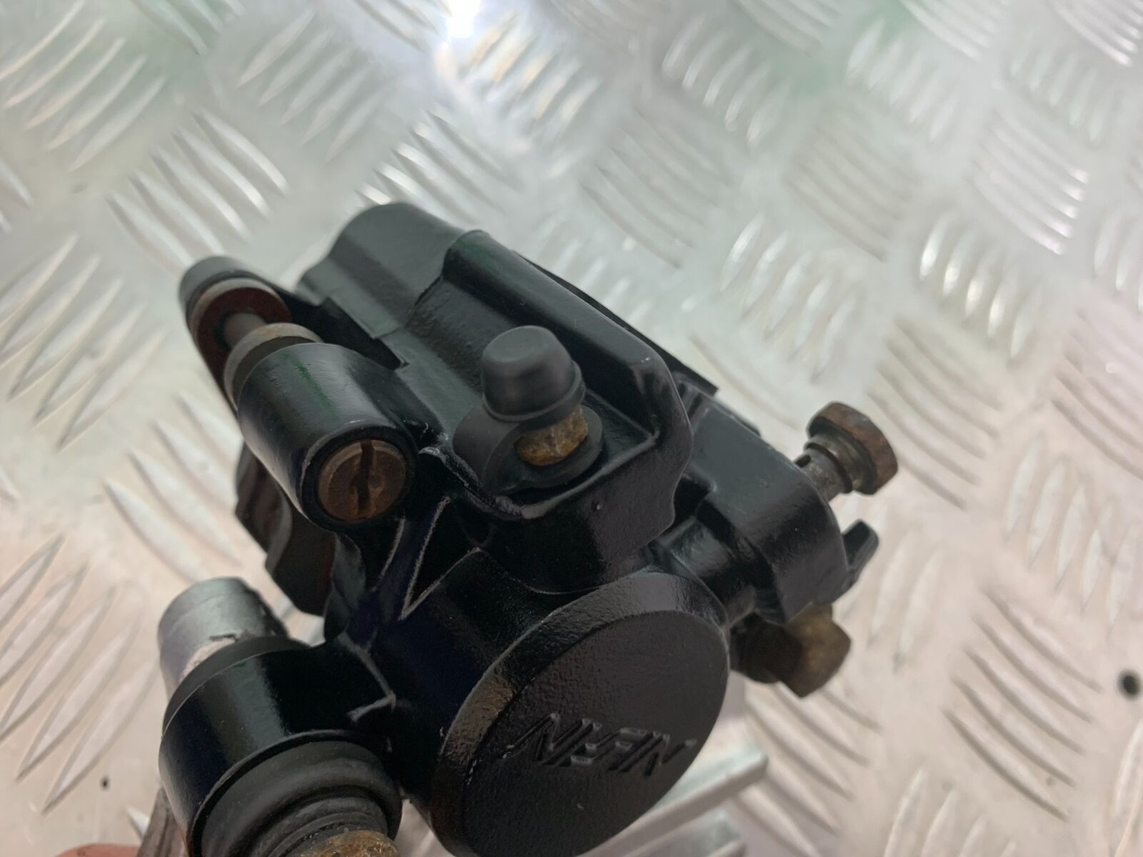 TRIUMPH 600 DAYTONA REAR CALIPER  YEAR 2003-2006 (STOCK 999)