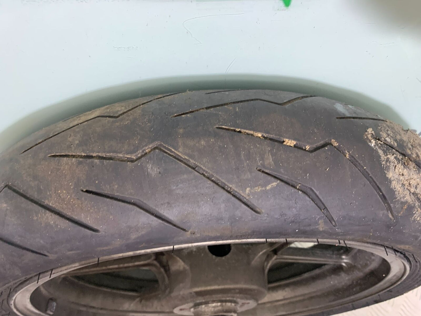 KAWASAKI Z750 Z 750 FRONT WHEEL  YEAR 2004-2006  (CMB1104)